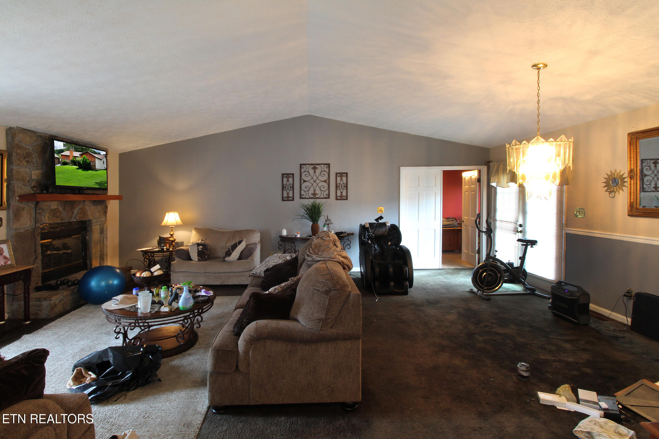 1816 River Shores Drive Knoxville TN 37914