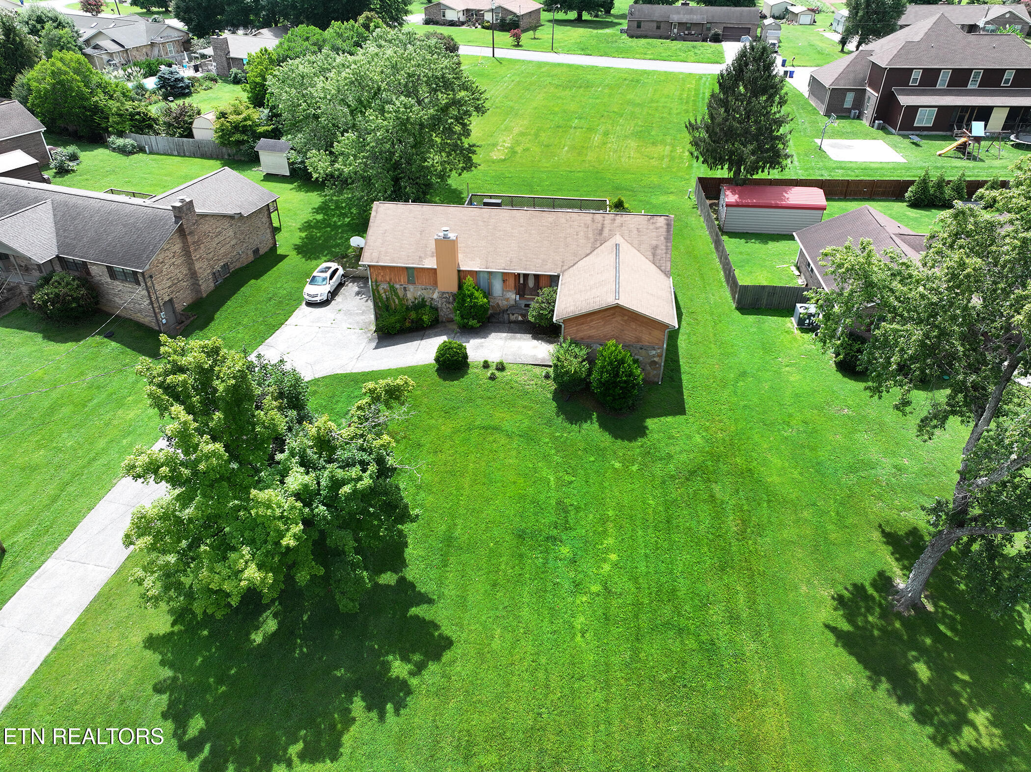 1816 River Shores Drive Knoxville TN 37914