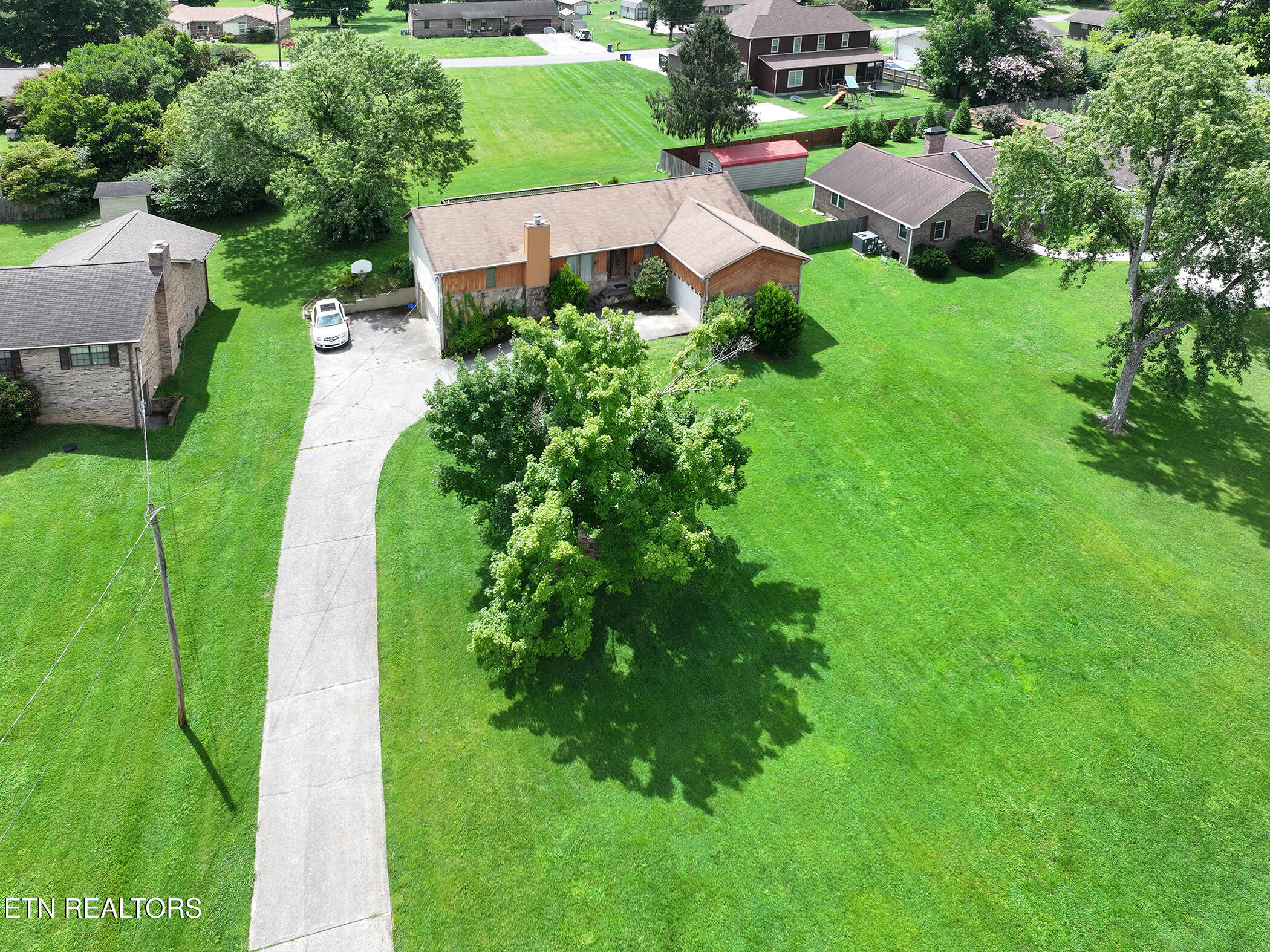 1816 River Shores Drive Knoxville TN 37914