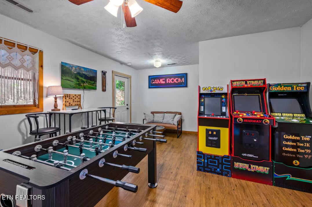 2489 Upper Middle Creek Road Sevierville TN 37876