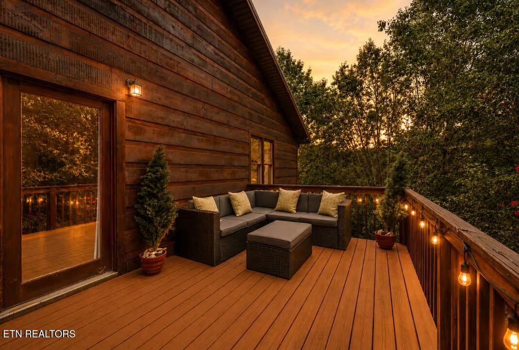 2489 Upper Middle Creek Road Sevierville TN 37876
