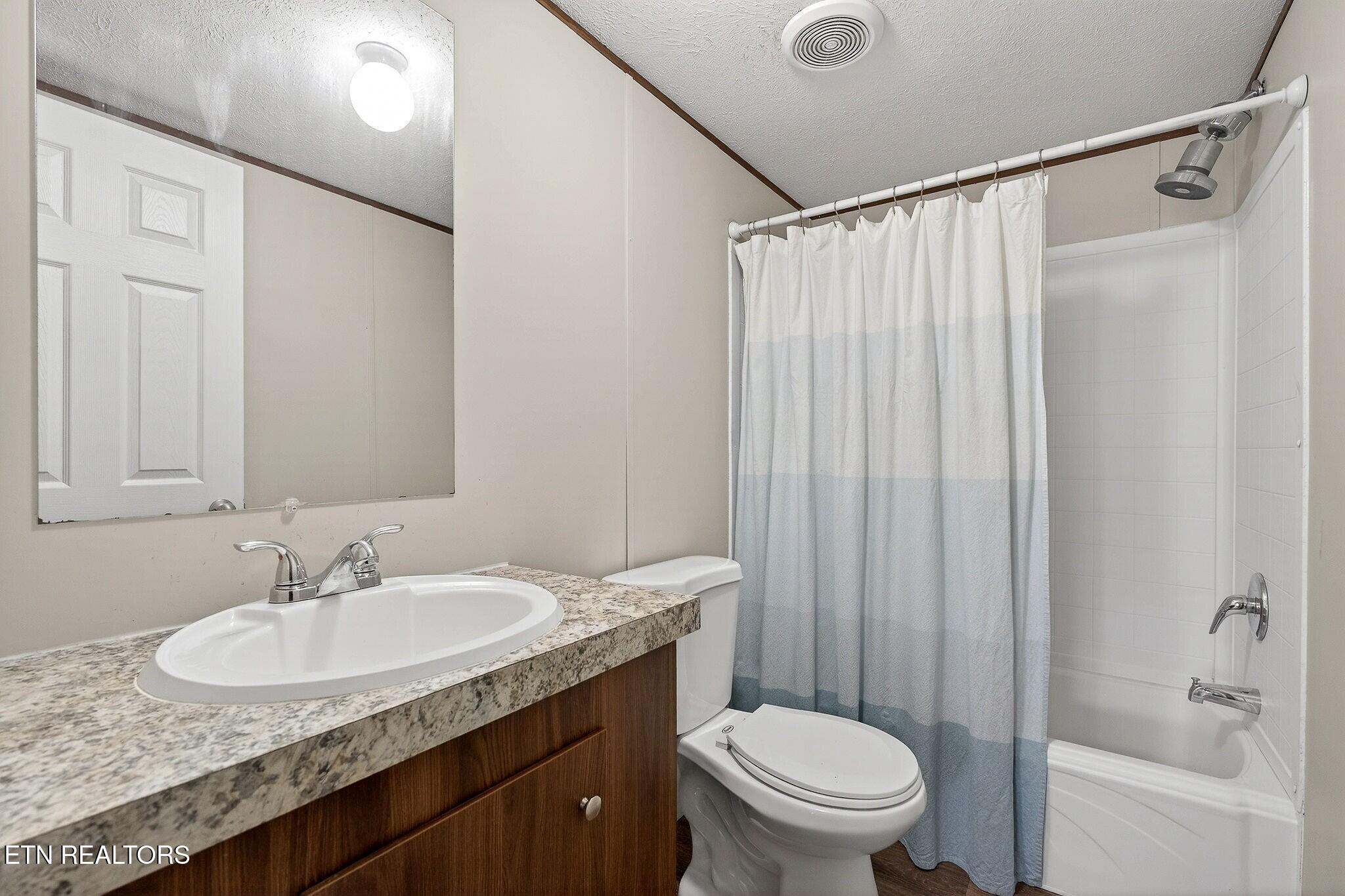 550 N Center Point Acres Walling TN 38587