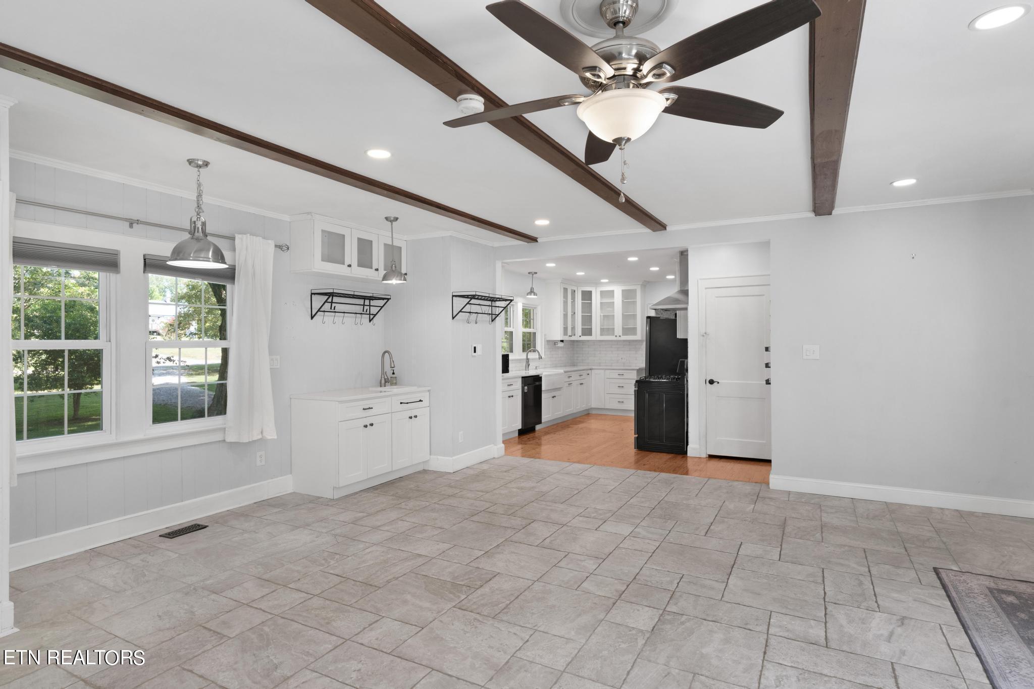 4818 Skyline Drive Knoxville TN 37914