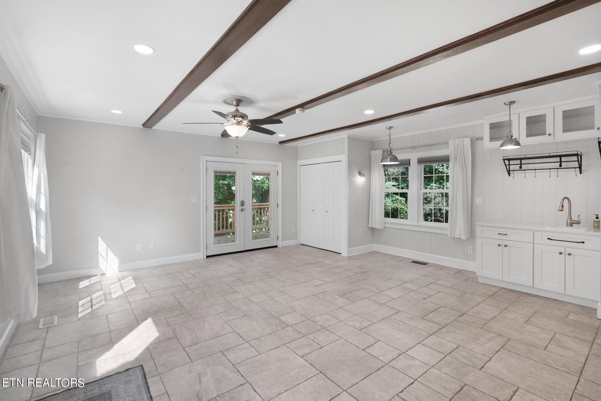 4818 Skyline Drive Knoxville TN 37914