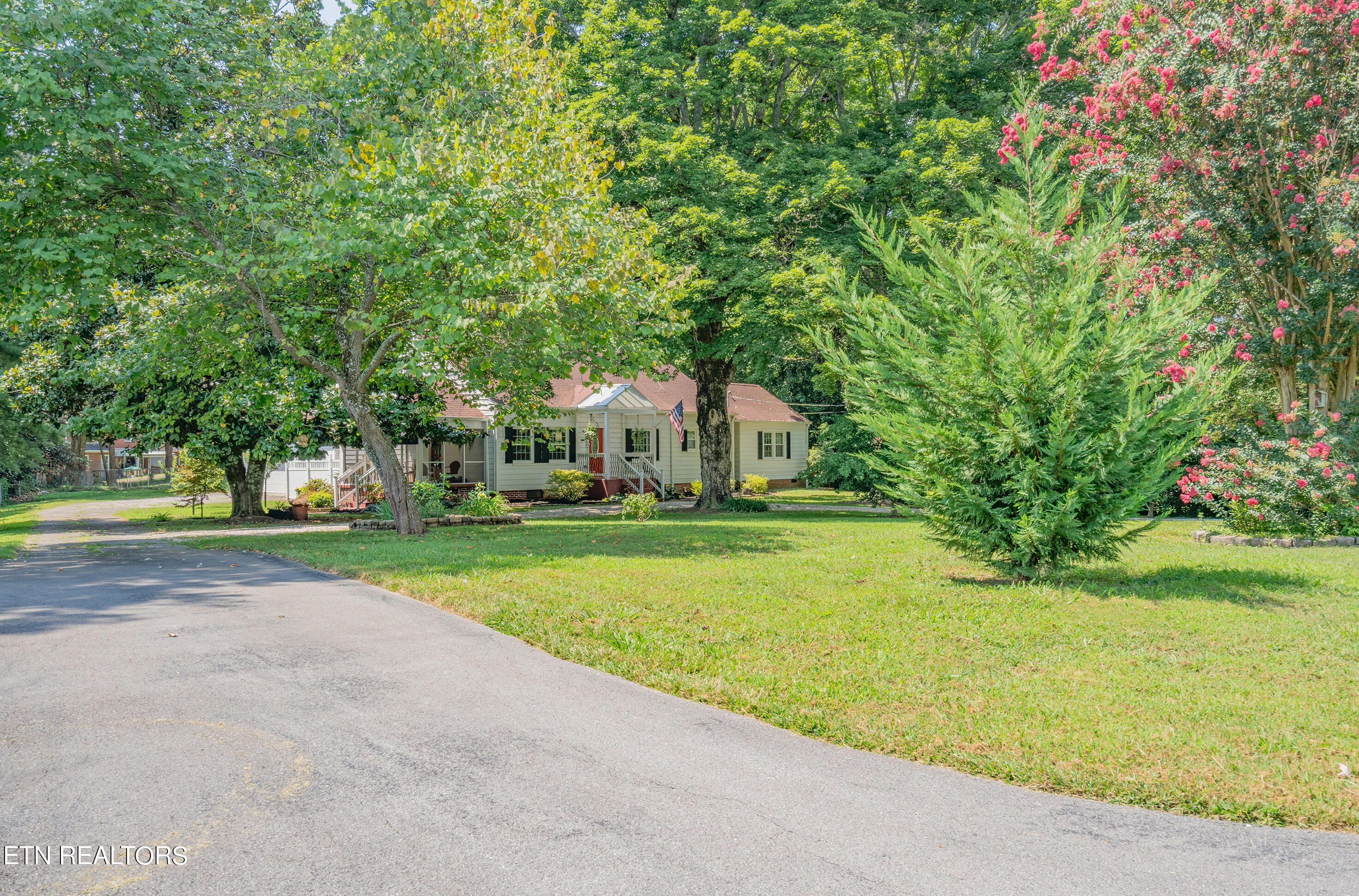 4818 Skyline Drive Knoxville TN 37914