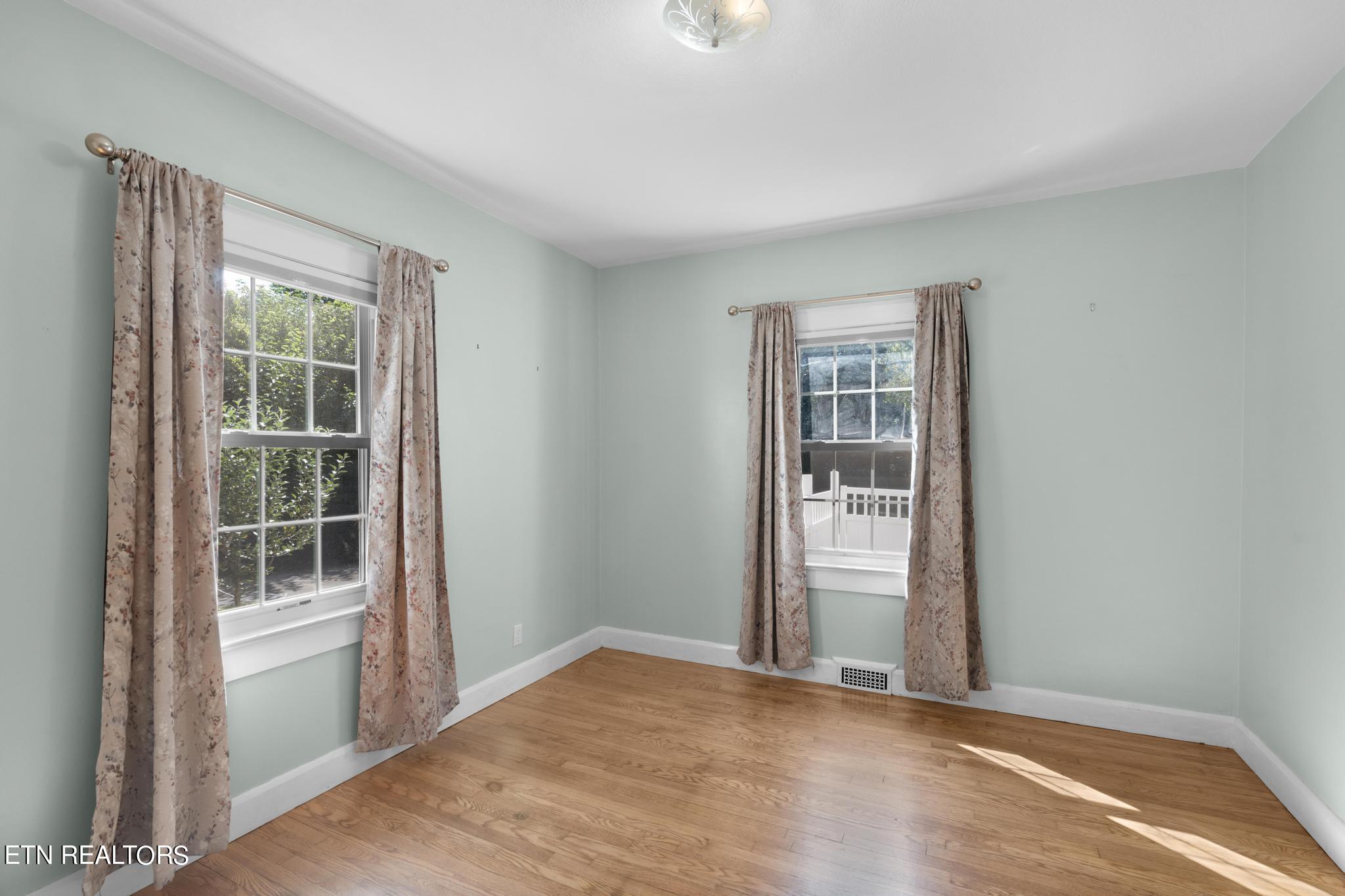 4818 Skyline Drive Knoxville TN 37914