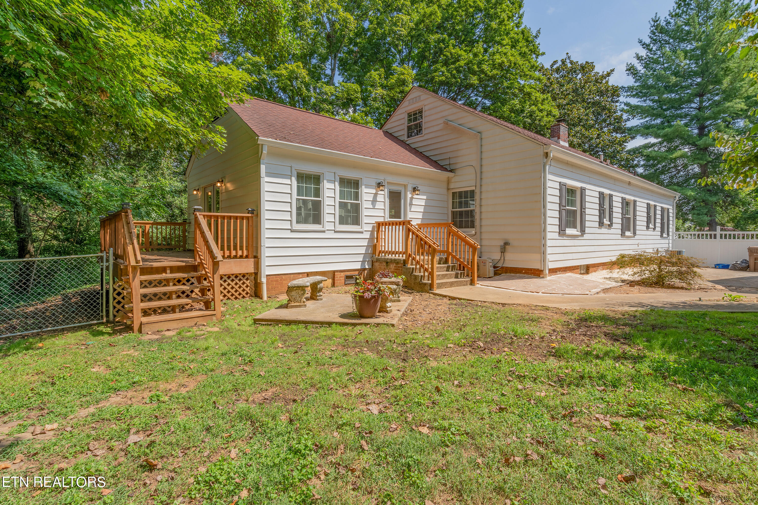 4818 Skyline Drive Knoxville TN 37914