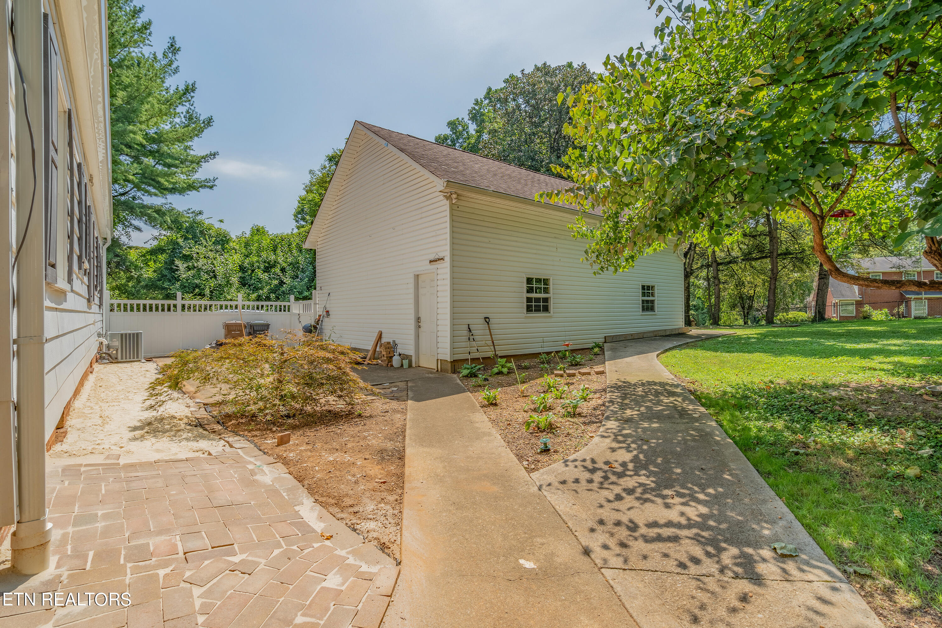 4818 Skyline Drive Knoxville TN 37914