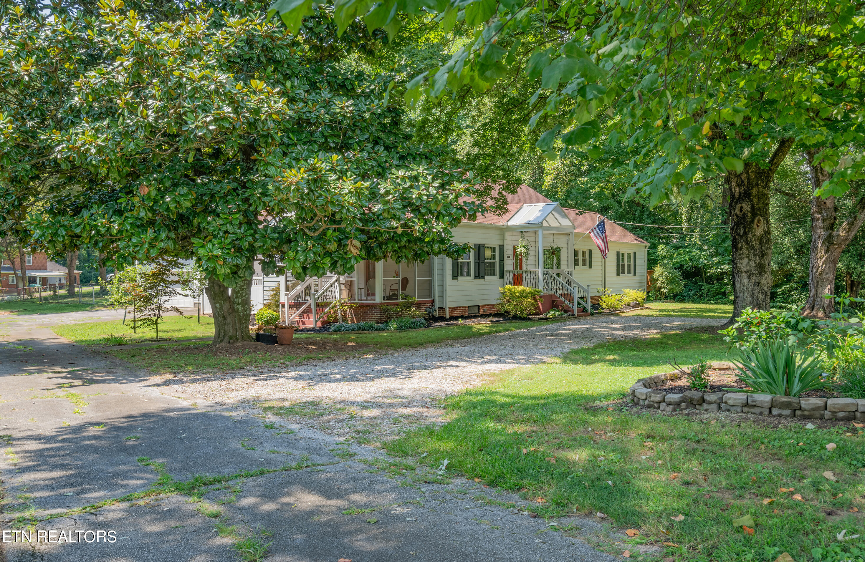 4818 Skyline Drive Knoxville TN 37914
