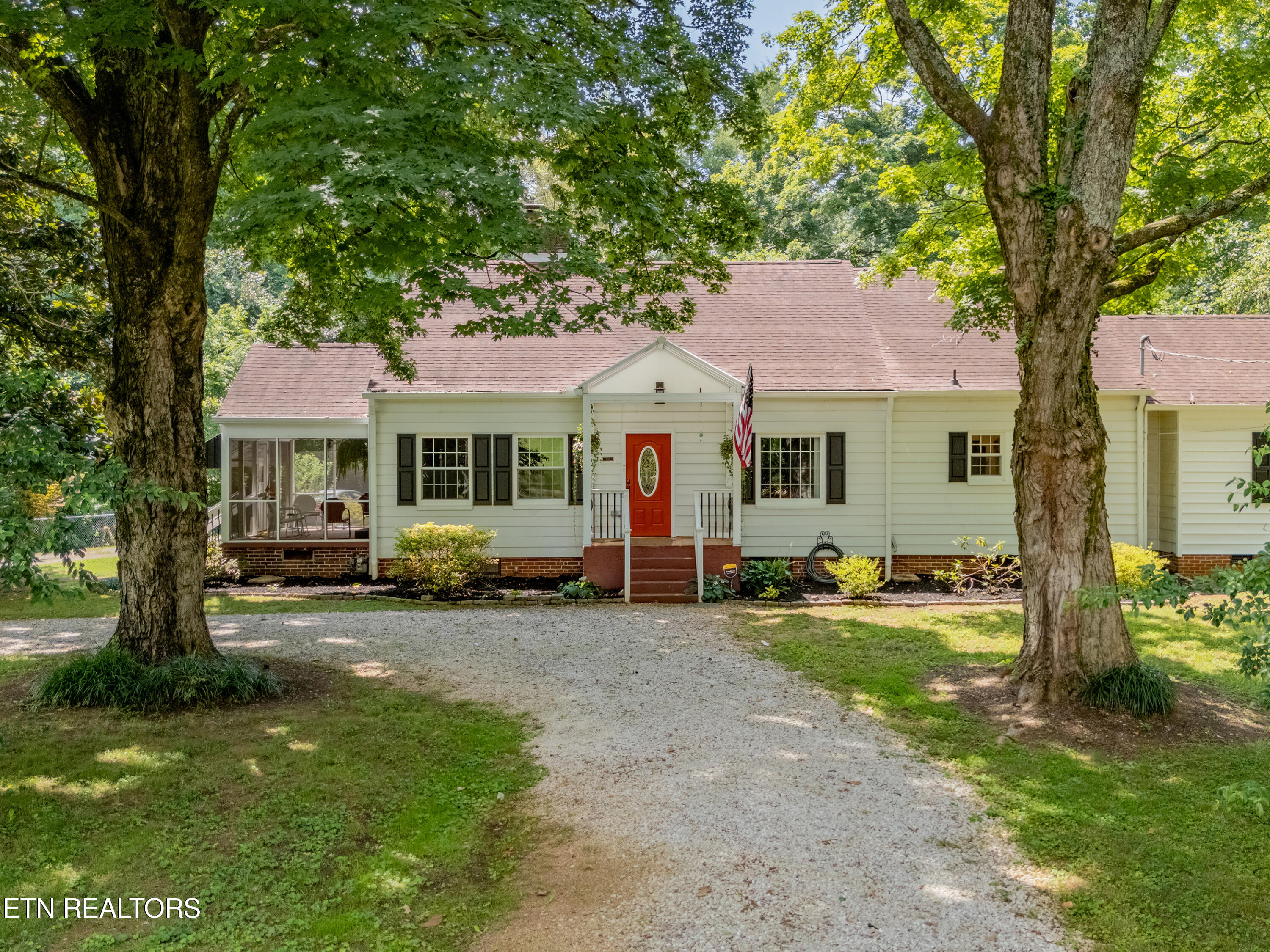 4818 Skyline Drive Knoxville TN 37914