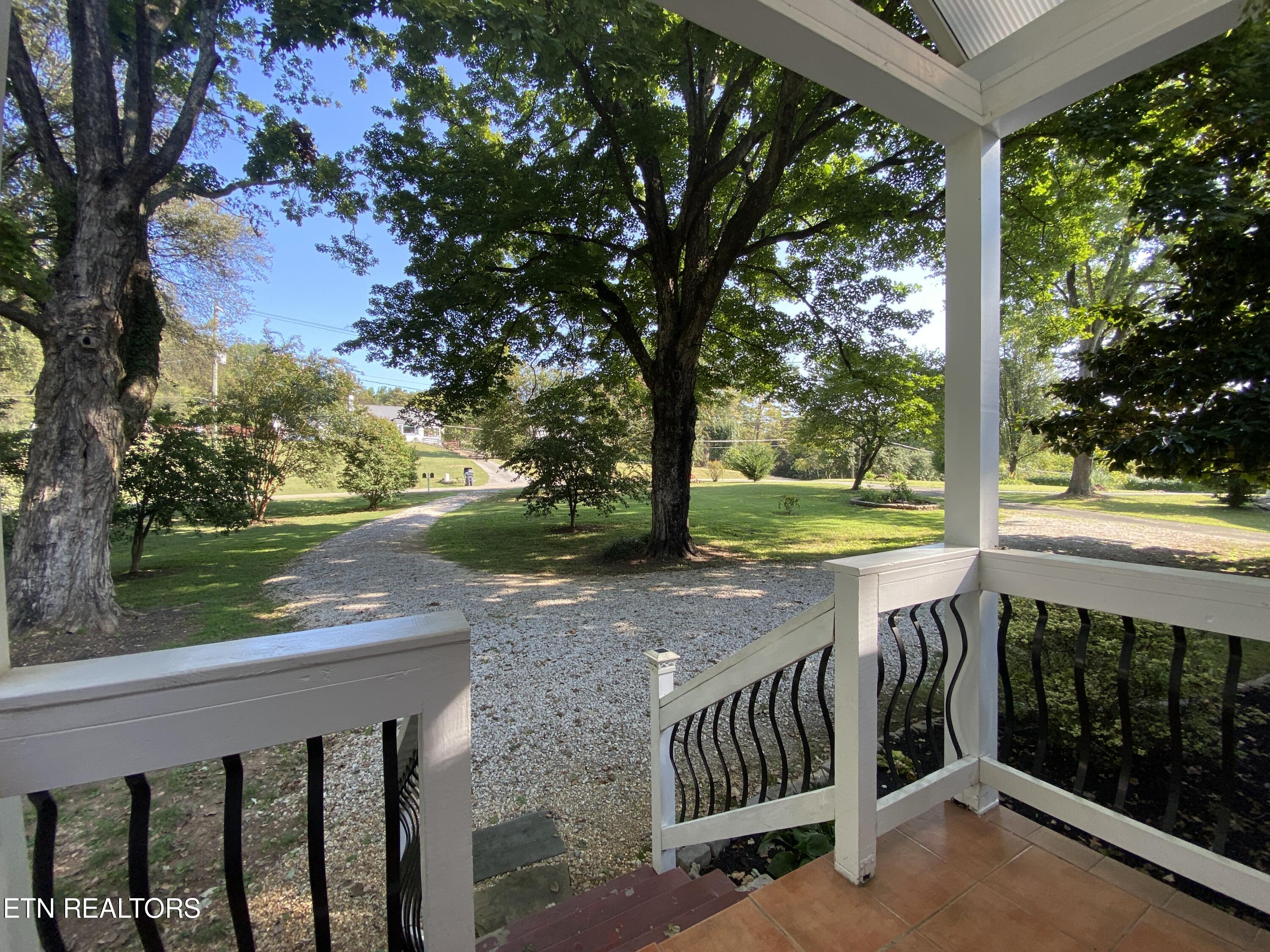 4818 Skyline Drive Knoxville TN 37914