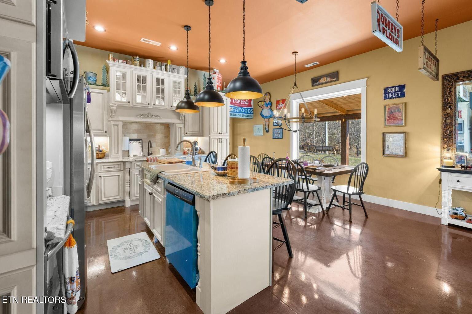 559 Morie Road Dandridge TN 37725