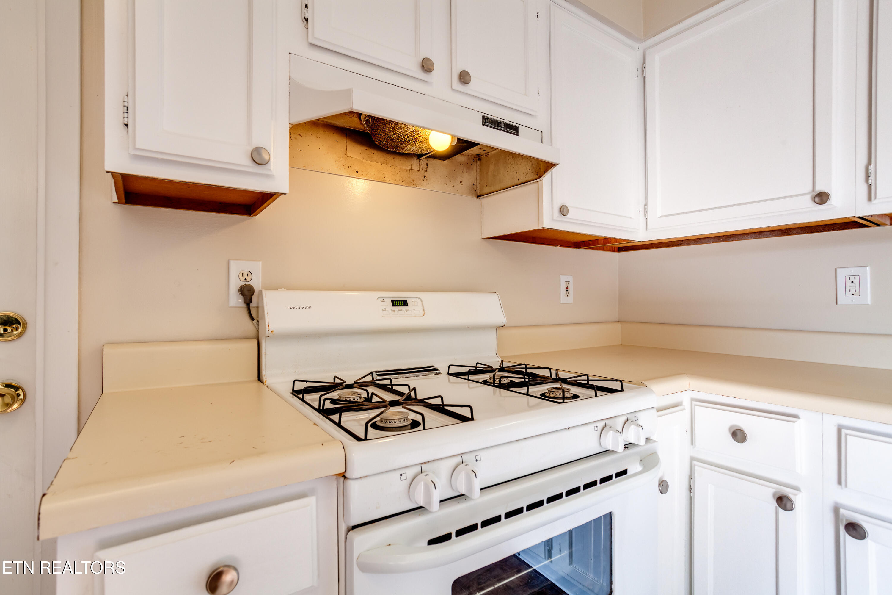 105 Tracy Lane Oak Ridge TN 37830