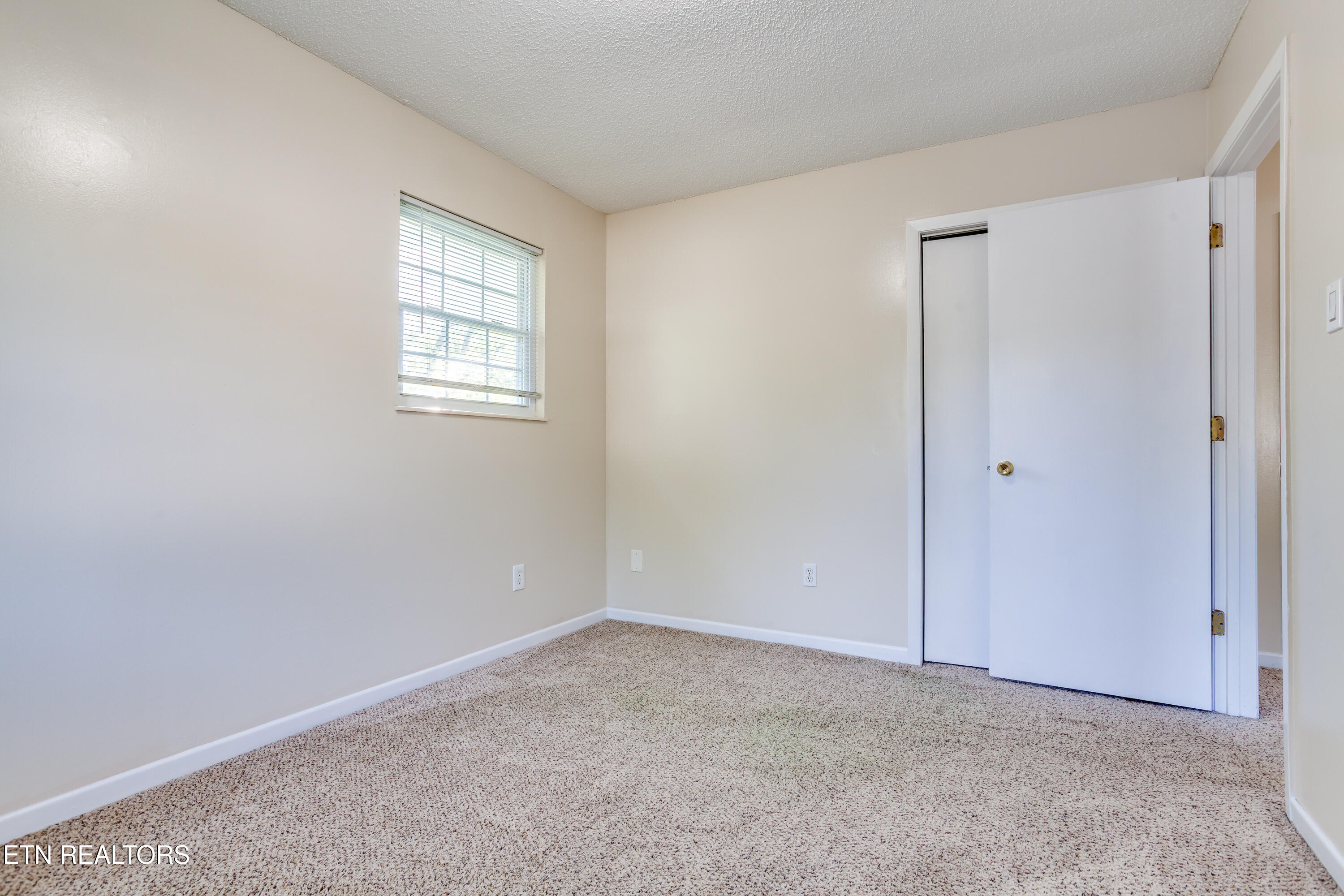 105 Tracy Lane Oak Ridge TN 37830