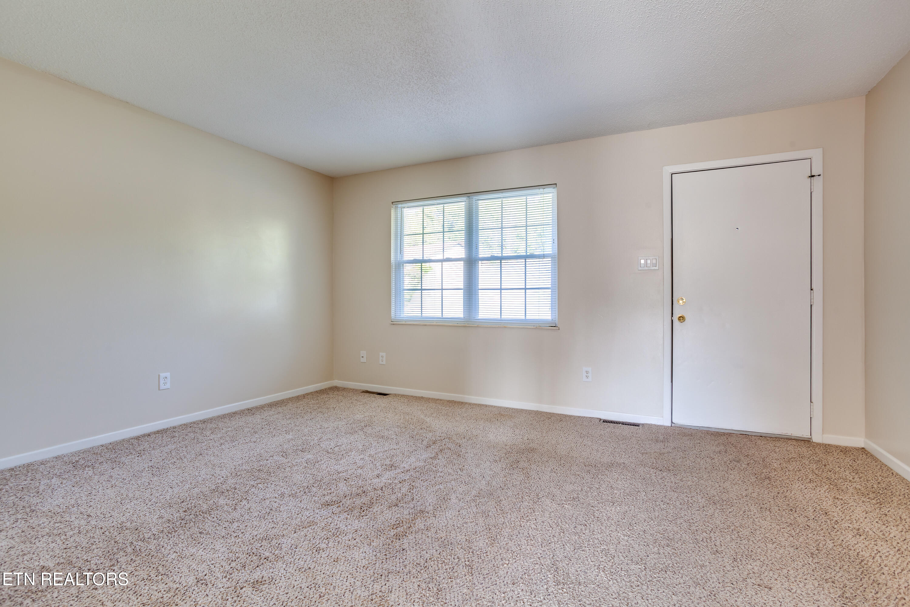 105 Tracy Lane Oak Ridge TN 37830