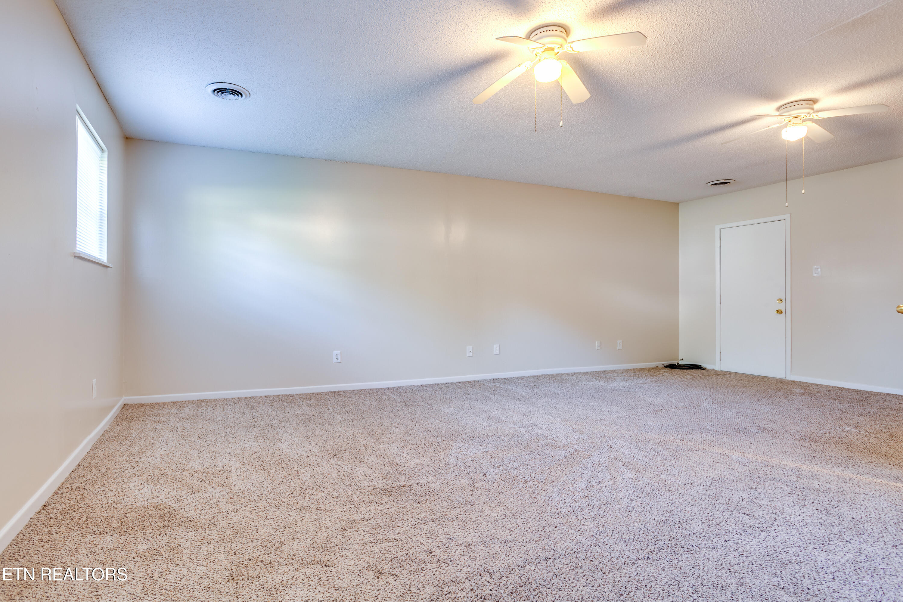 105 Tracy Lane Oak Ridge TN 37830