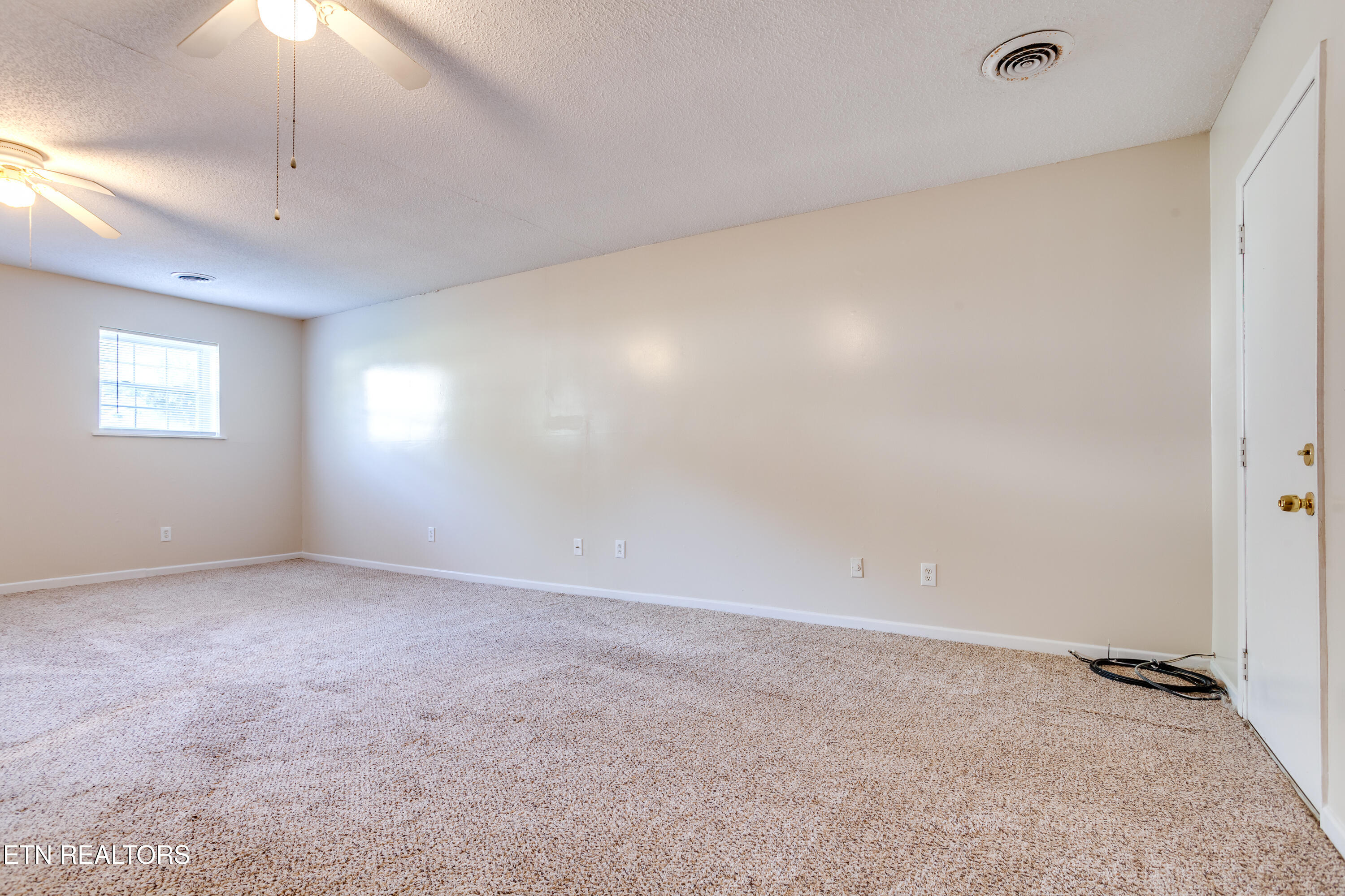 105 Tracy Lane Oak Ridge TN 37830