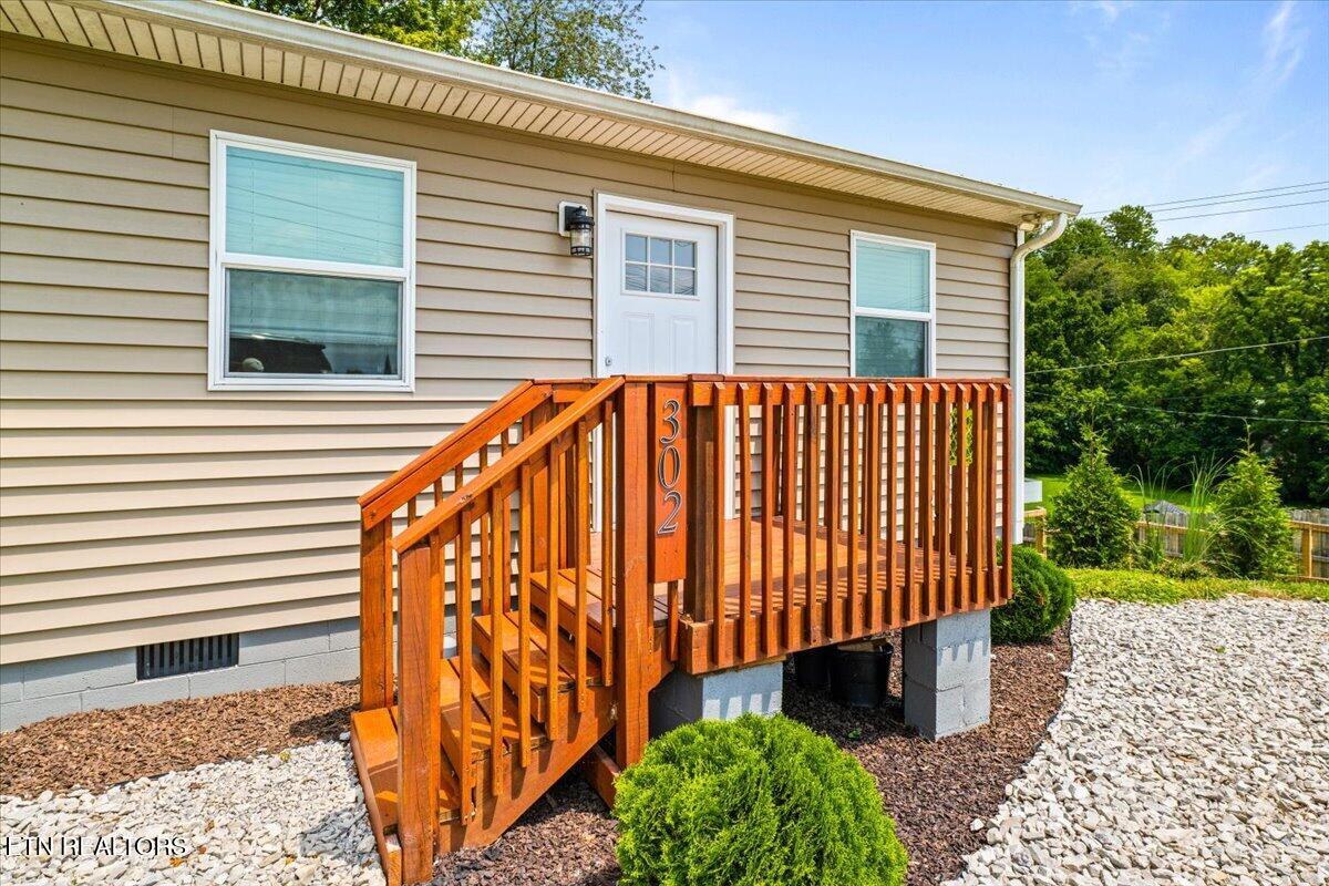 302 N 12th Street Lafollette TN 37766