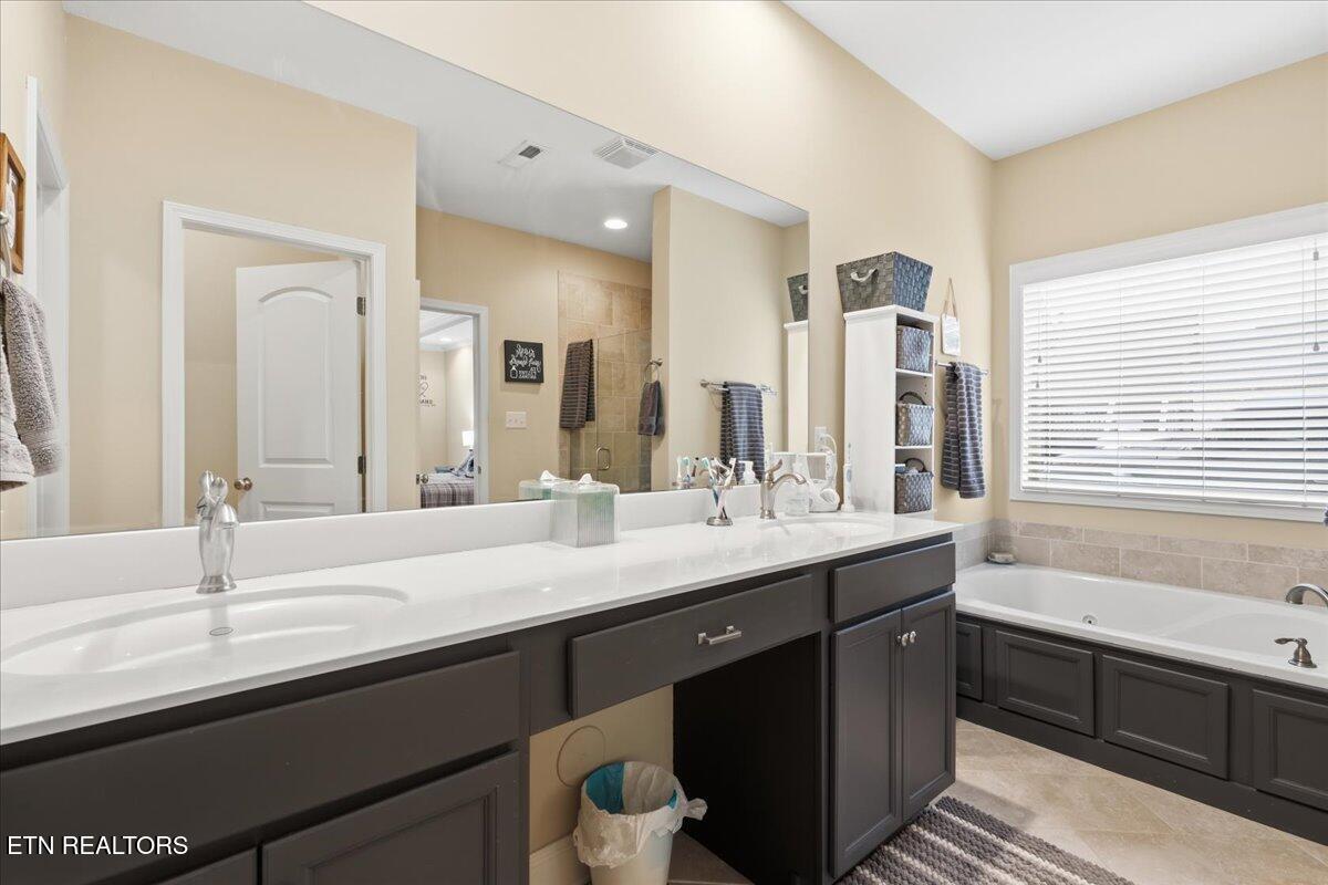 13016 Renaissance Lane Knoxville TN 37934