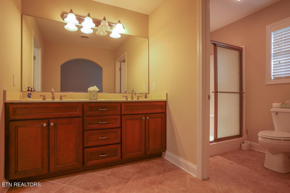 1476 Cottage Glen Lane Maryville TN 37801