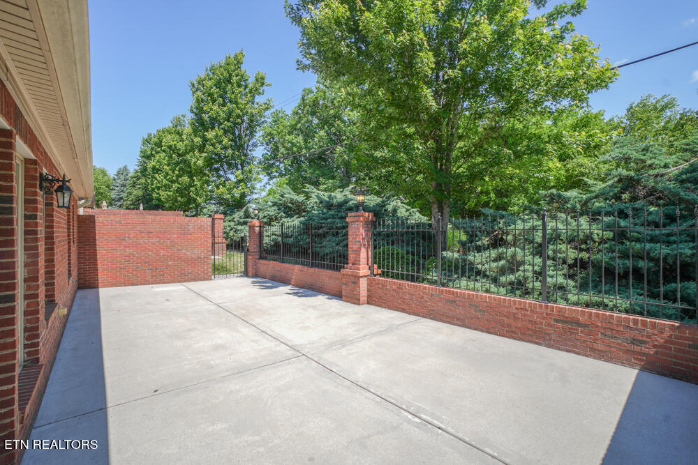 1476 Cottage Glen Lane Maryville TN 37801