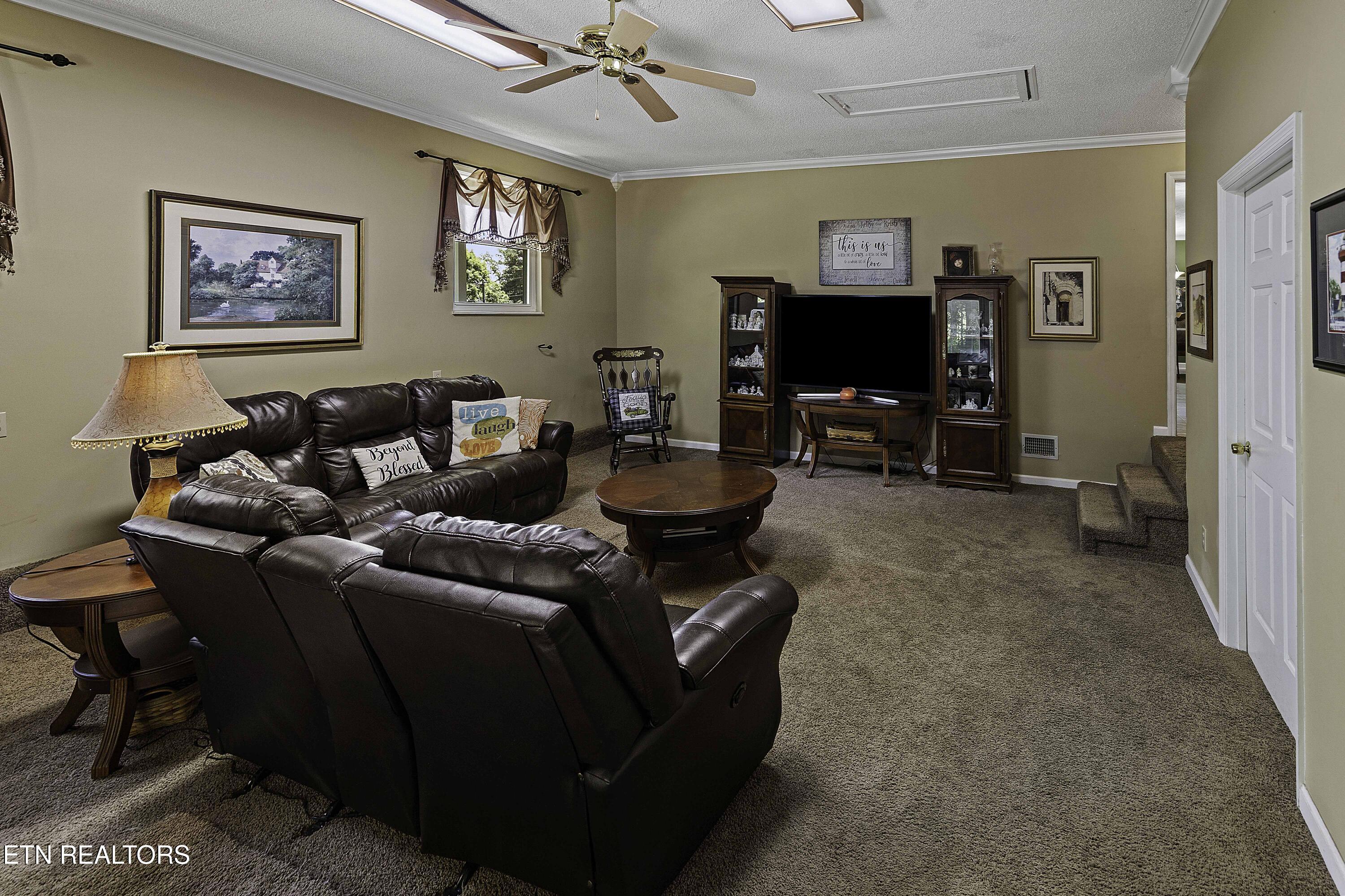 8452 Carr Lane Knoxville TN 37938