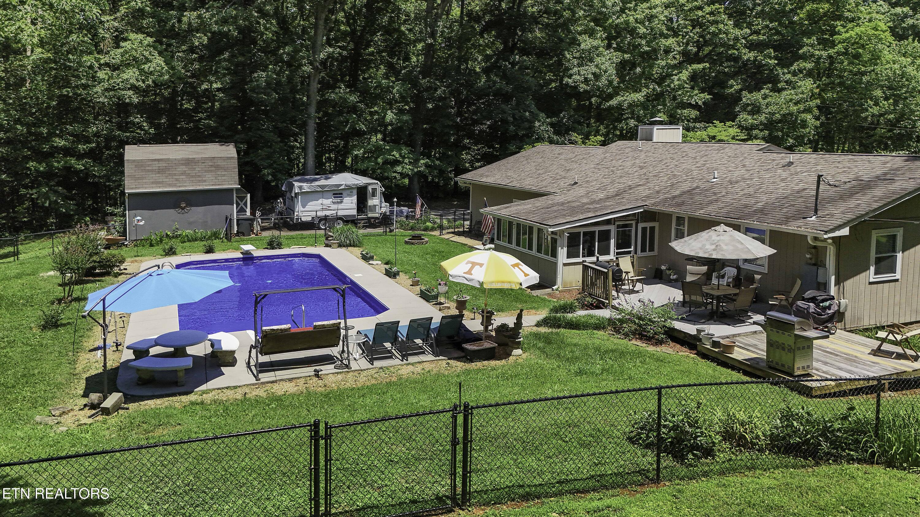 8452 Carr Lane Knoxville TN 37938