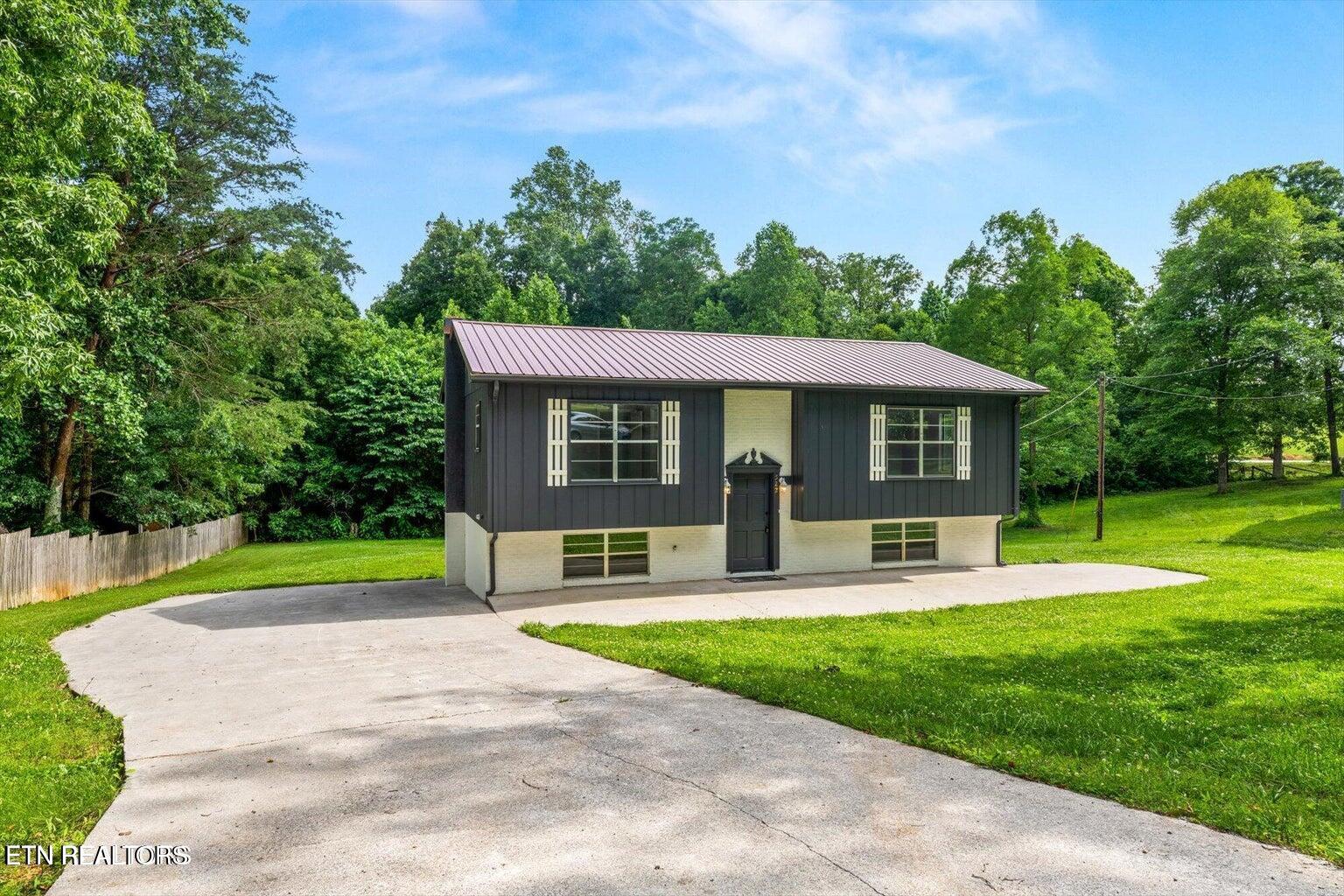 522 Henderson Drive Madisonville TN 37354