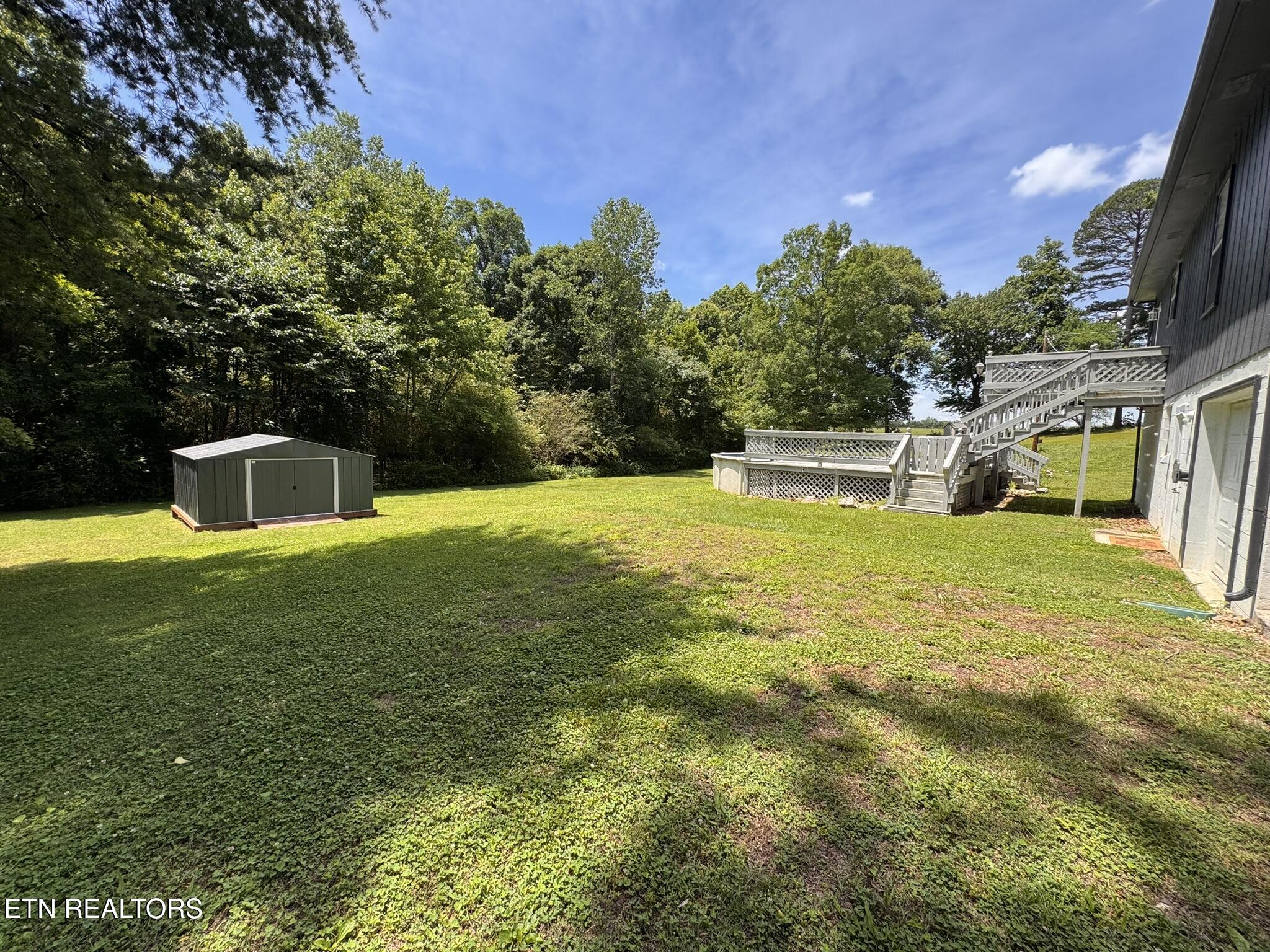 522 Henderson Drive Madisonville TN 37354