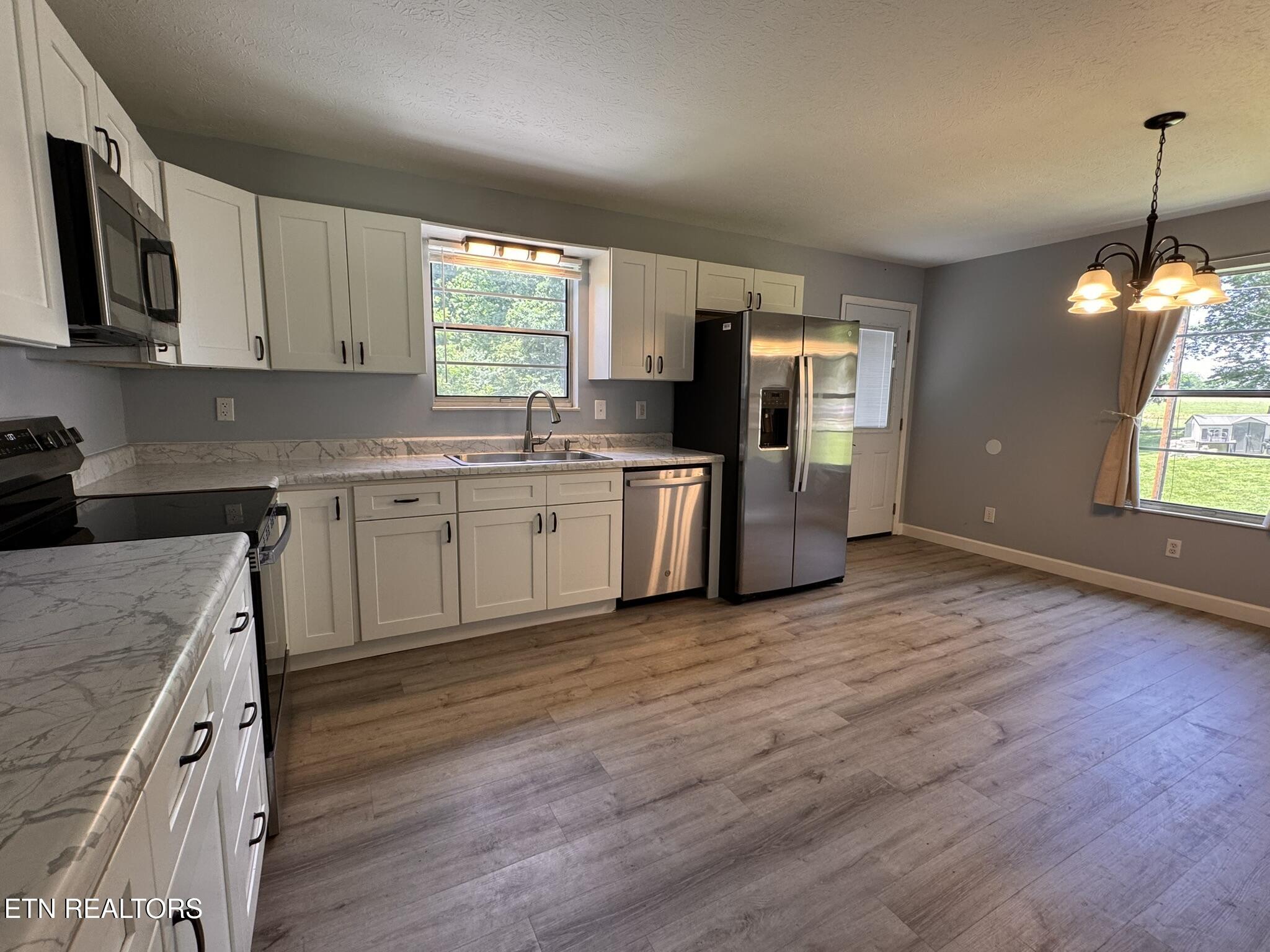 522 Henderson Drive Madisonville TN 37354