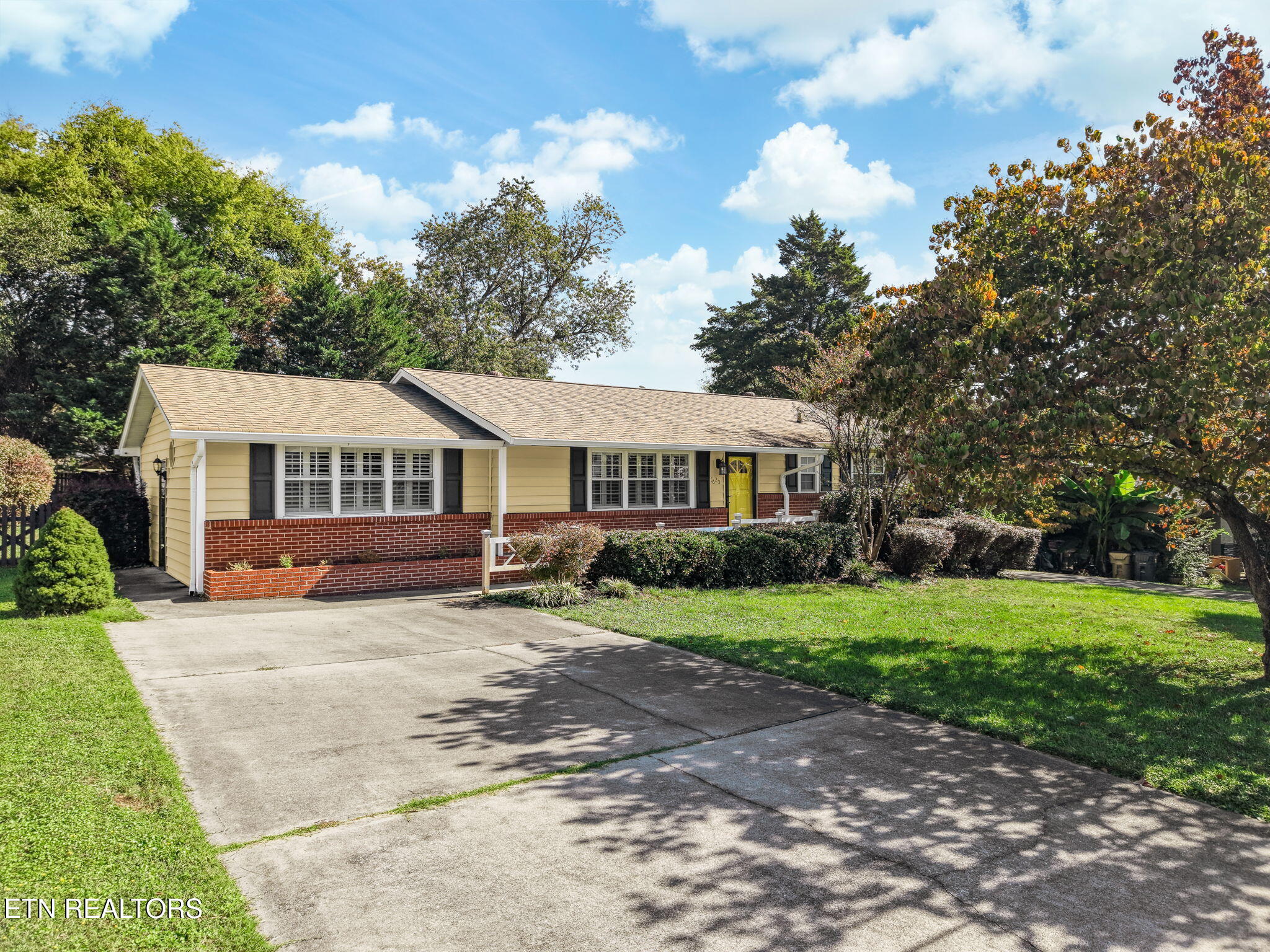 5620 Scenichills Road Knoxville TN 37912