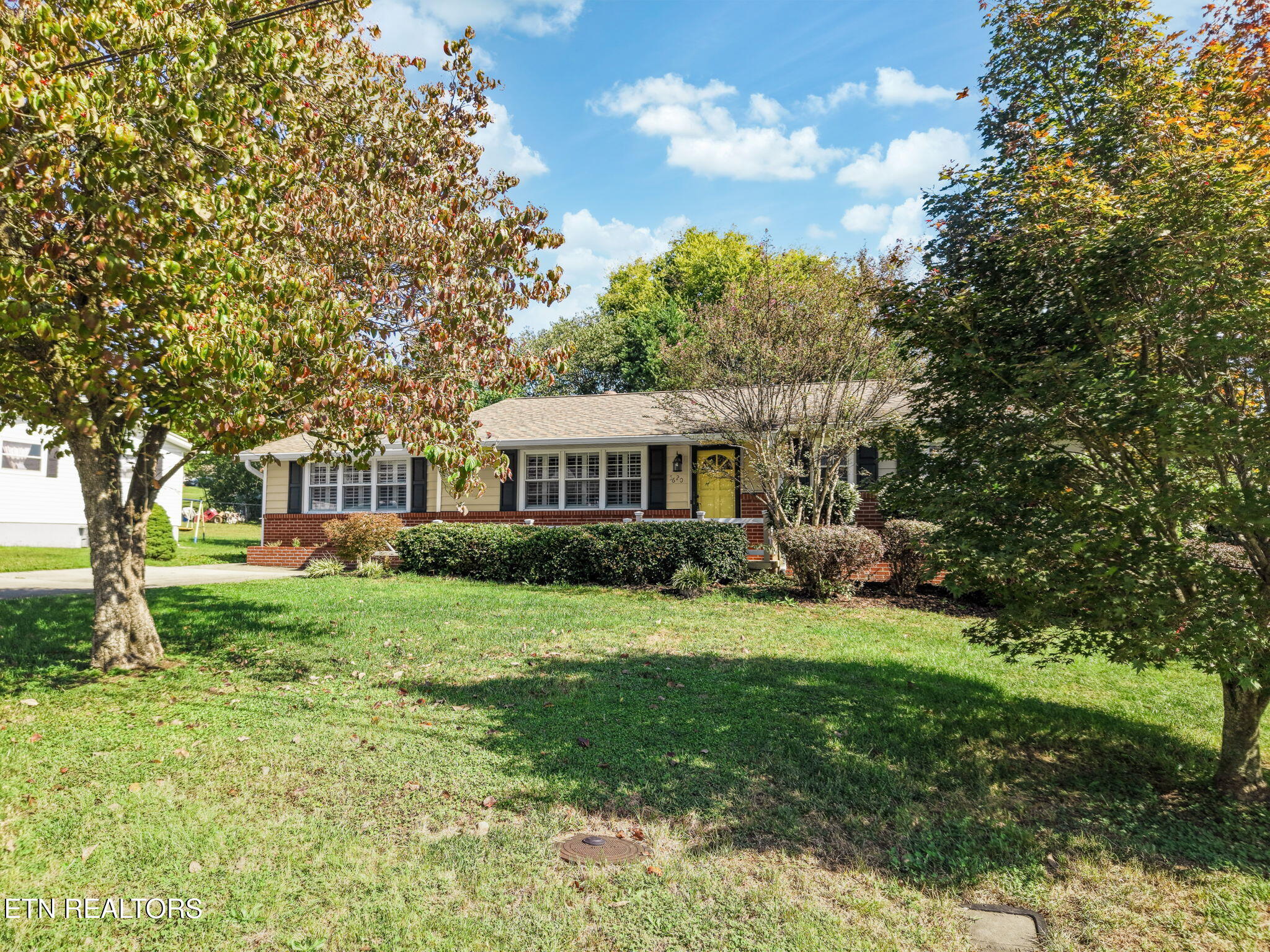 5620 Scenichills Road Knoxville TN 37912
