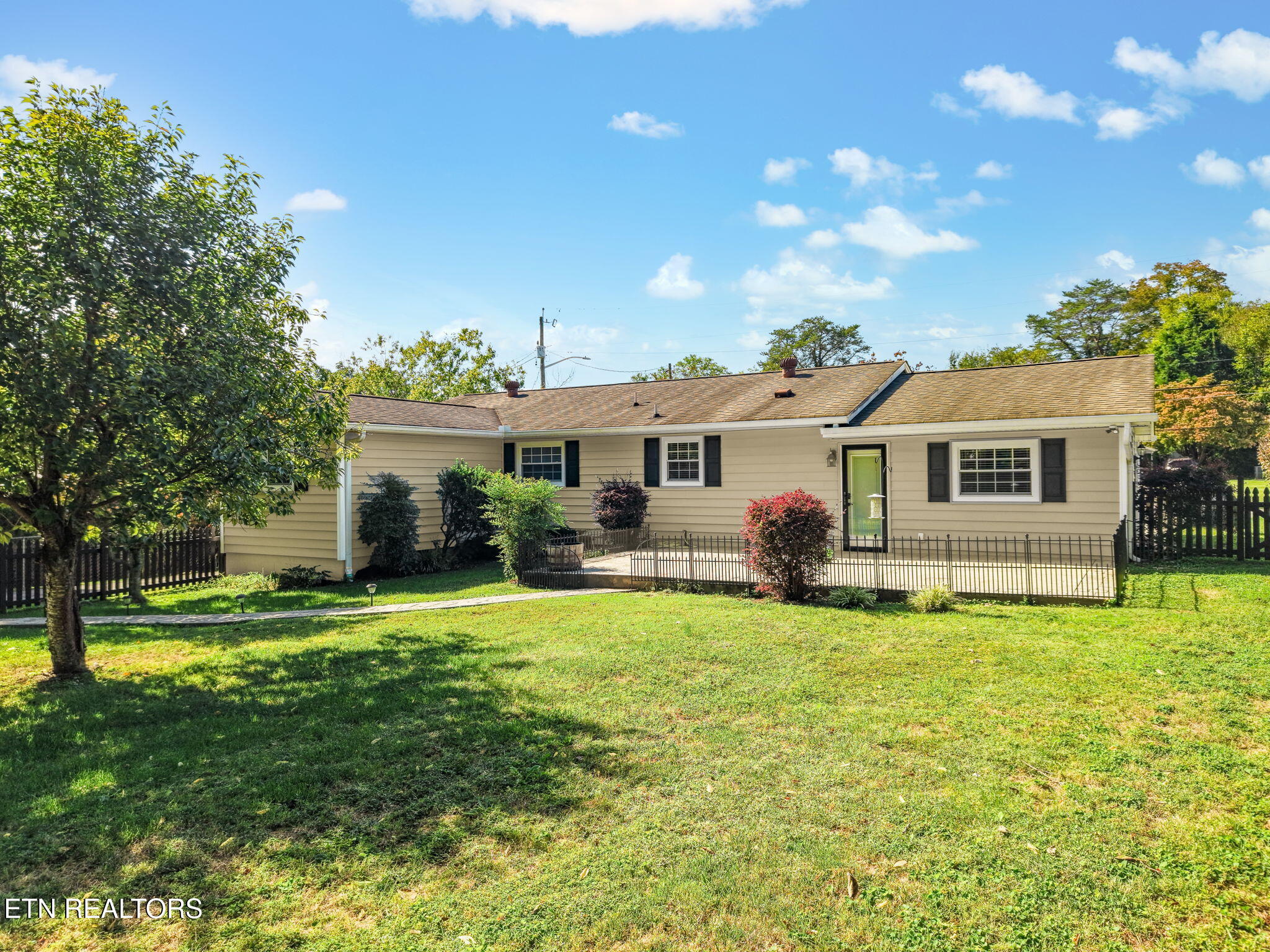 5620 Scenichills Road Knoxville TN 37912