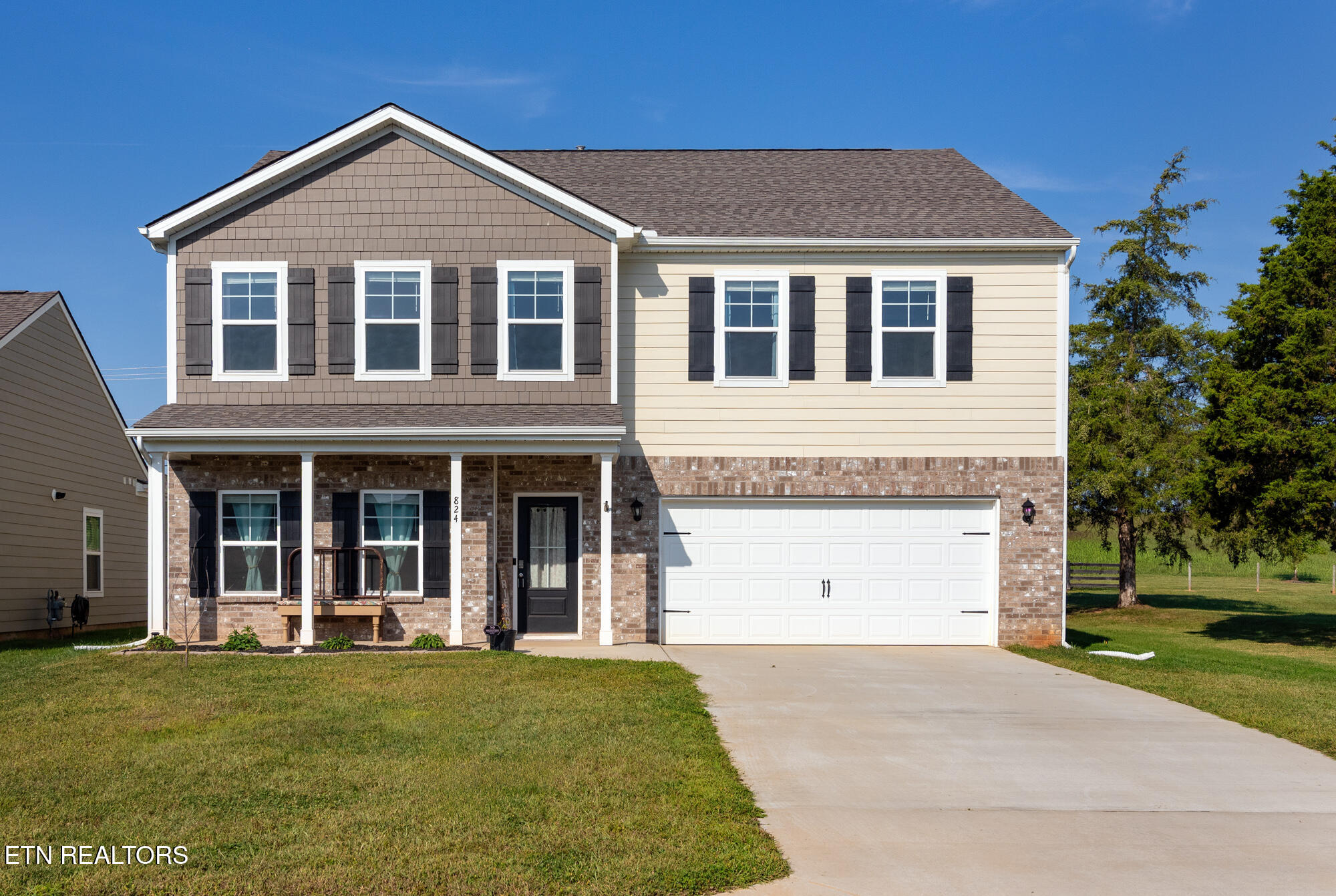 824 Stone Creek Drive Loudon TN 37774