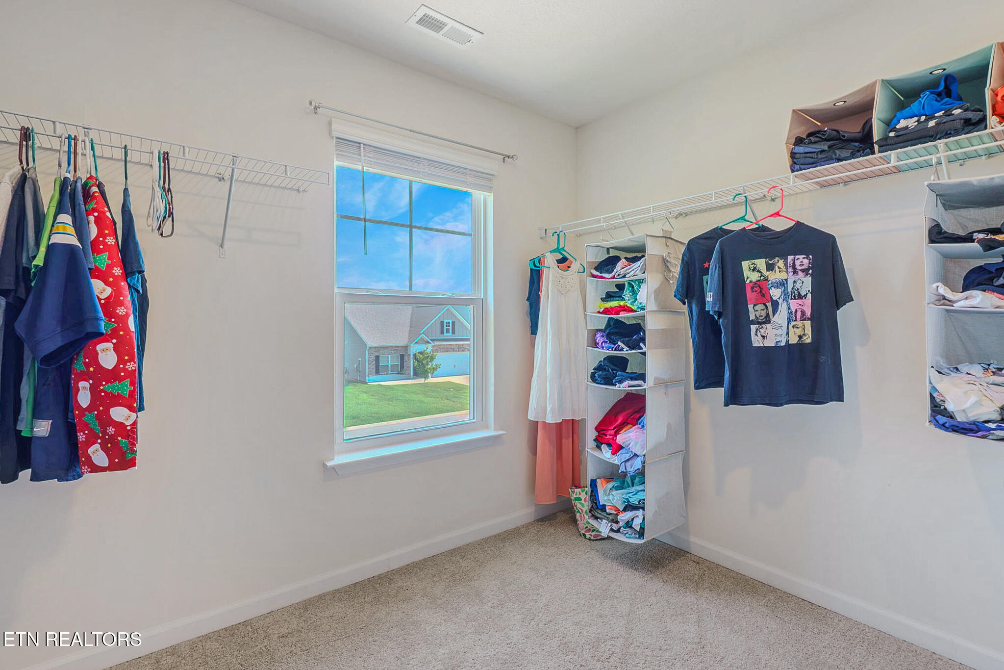 824 Stone Creek Drive Loudon TN 37774
