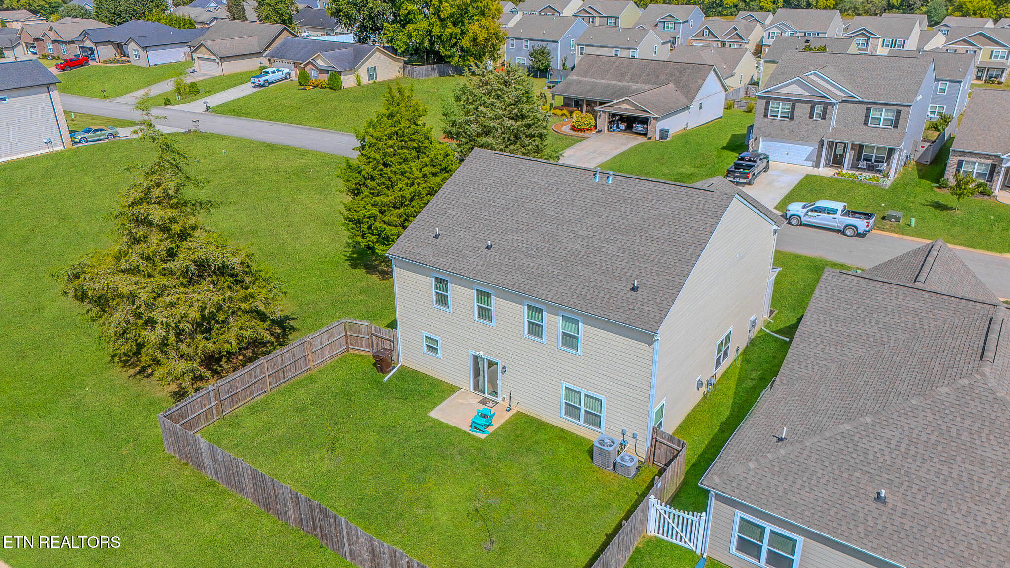 824 Stone Creek Drive Loudon TN 37774