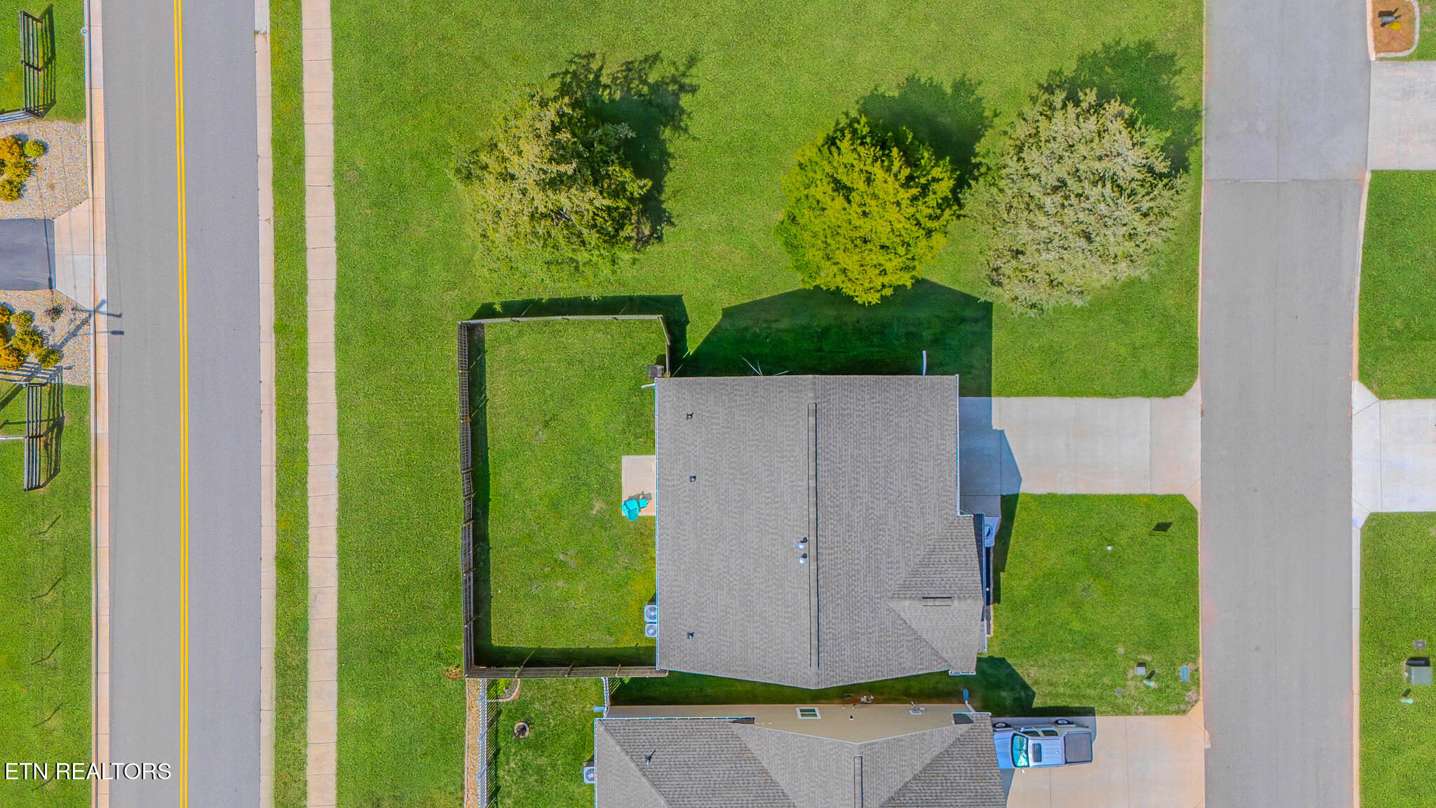 824 Stone Creek Drive Loudon TN 37774