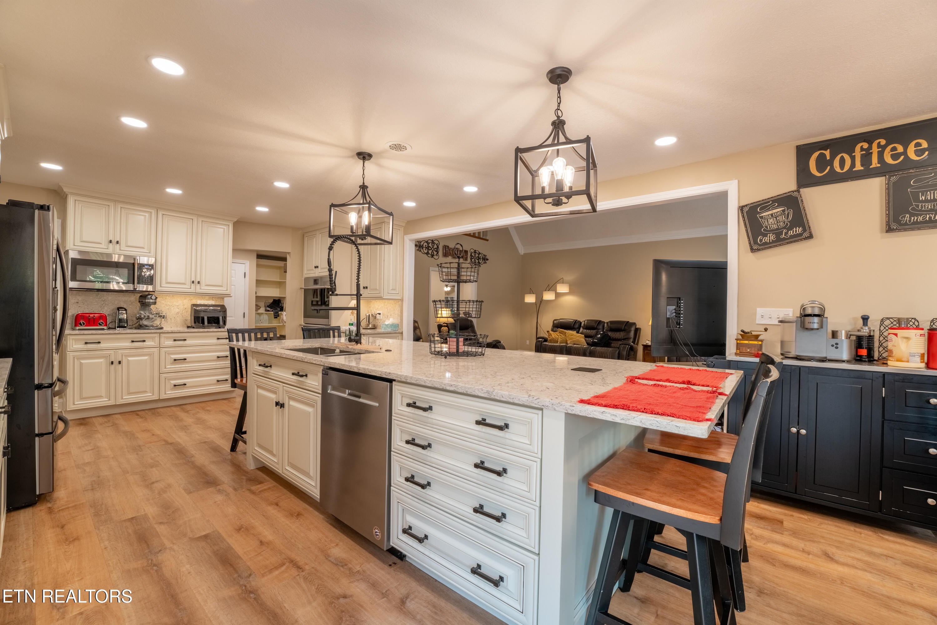 5620 Glenlyn Drive Powell TN 37849