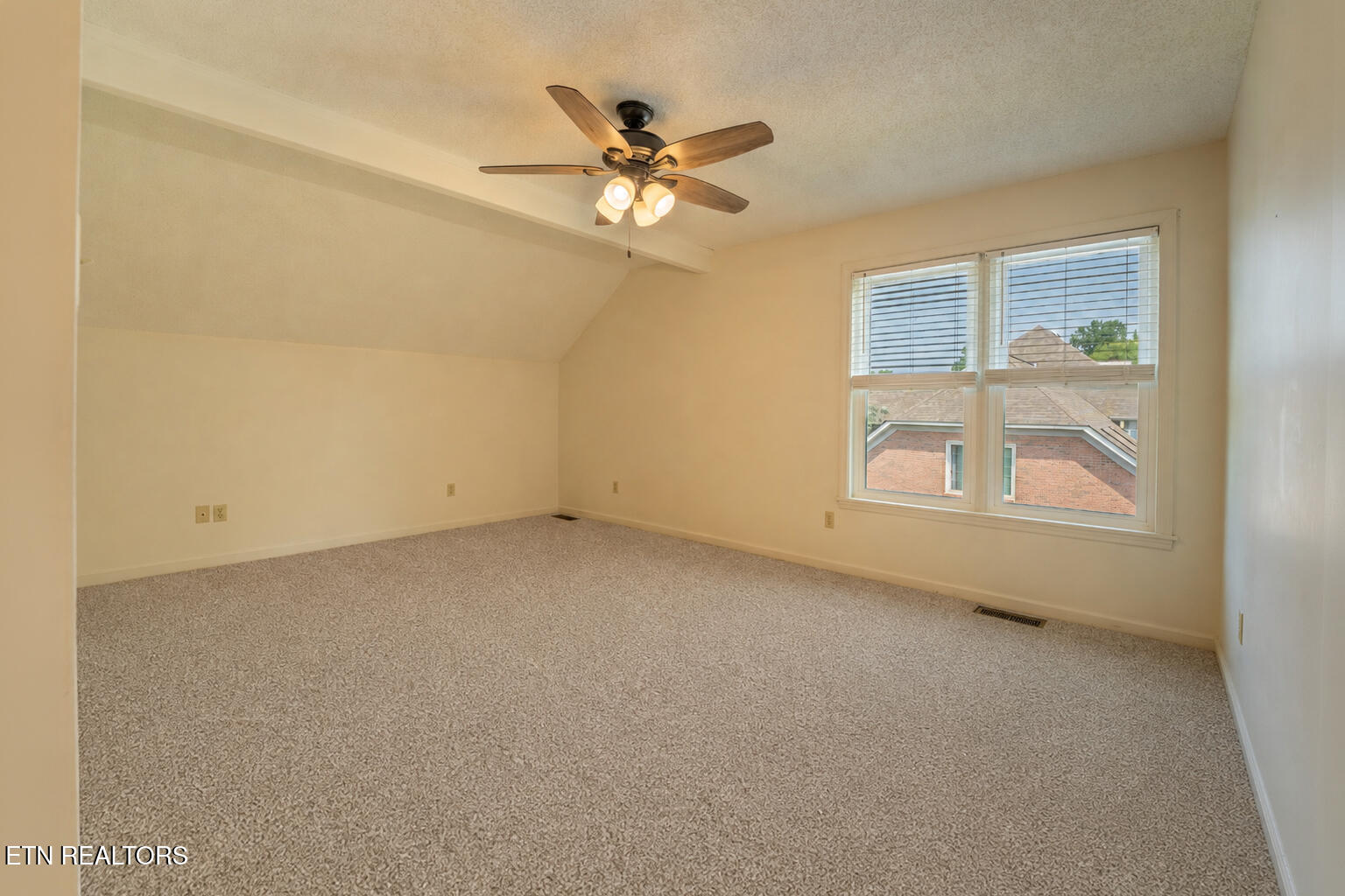 5620 Glenlyn Drive Powell TN 37849