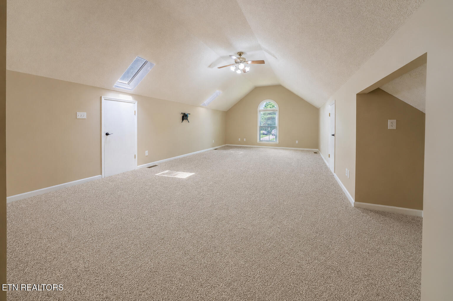 5620 Glenlyn Drive Powell TN 37849