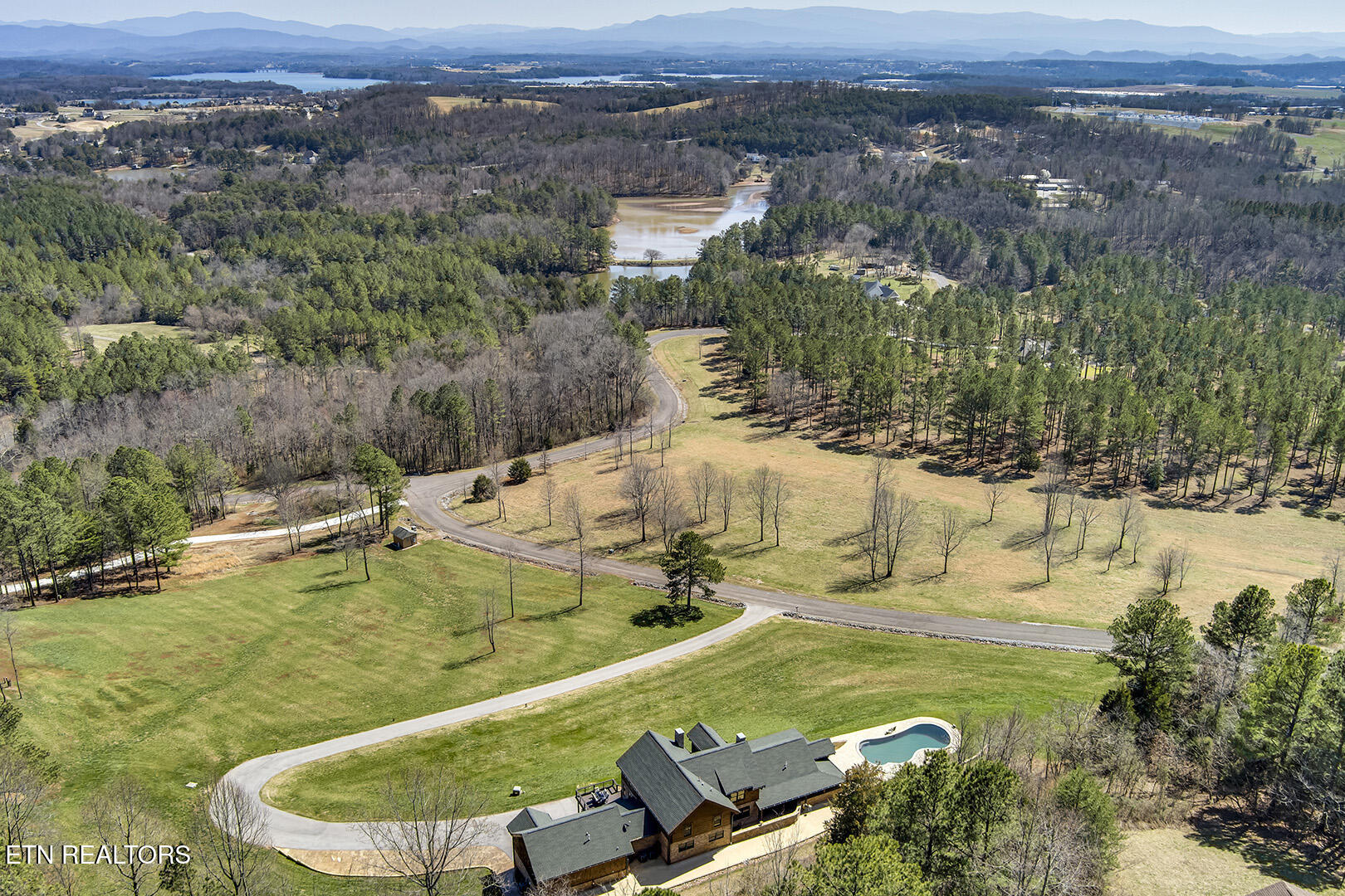 124 Overlook Way Vonore TN 37885