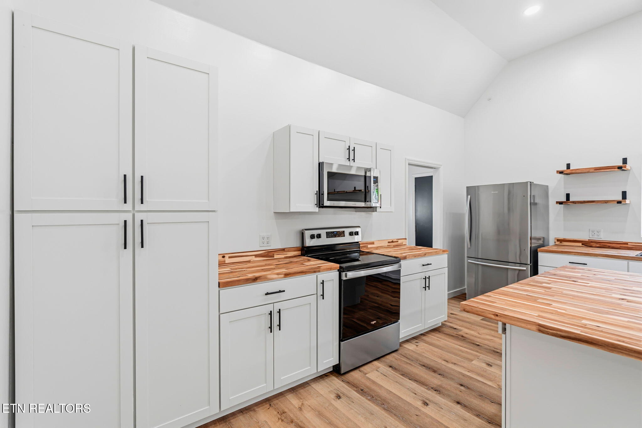 125 Ballard Road Heiskell TN 37754