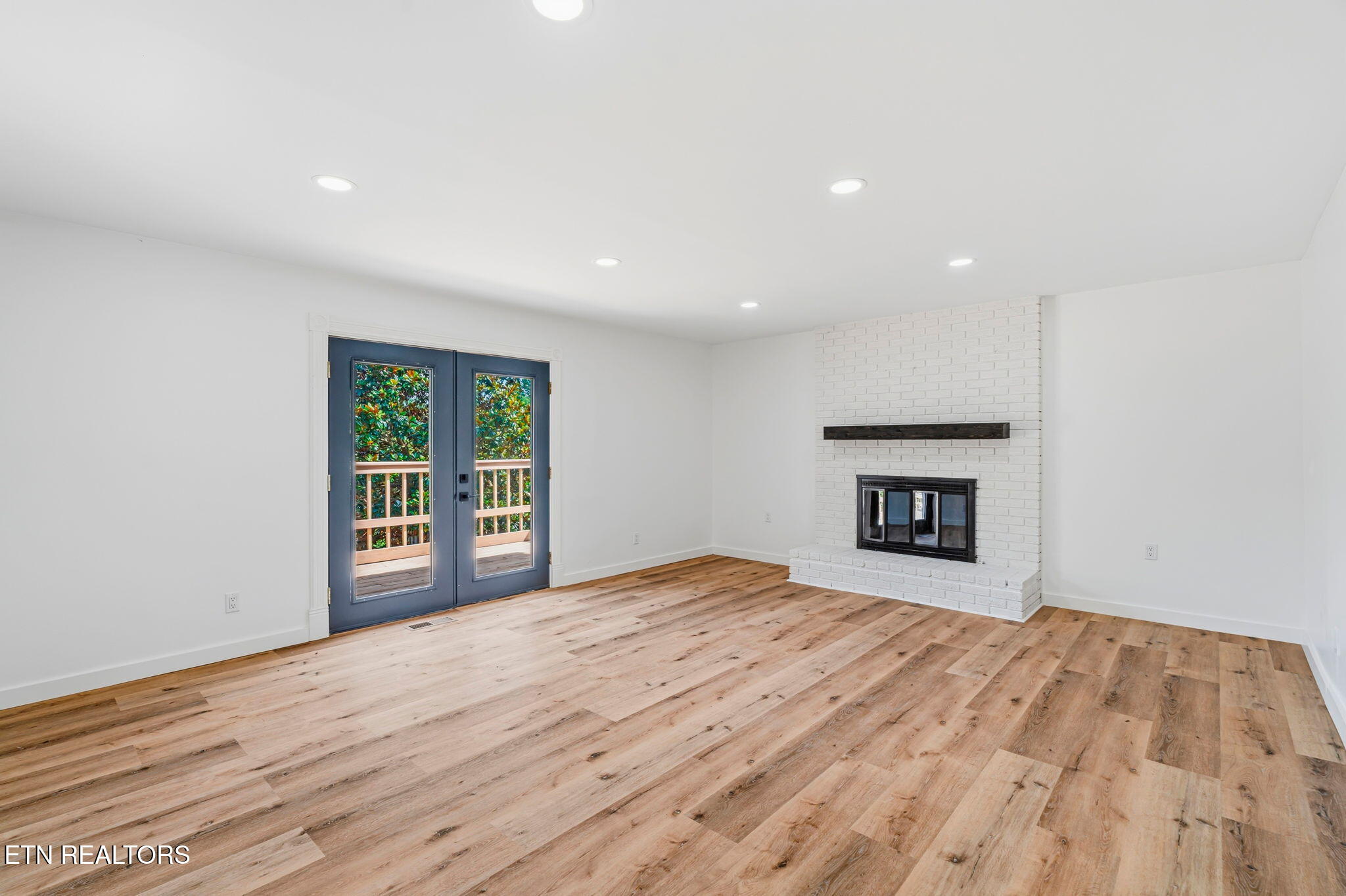 125 Ballard Road Heiskell TN 37754