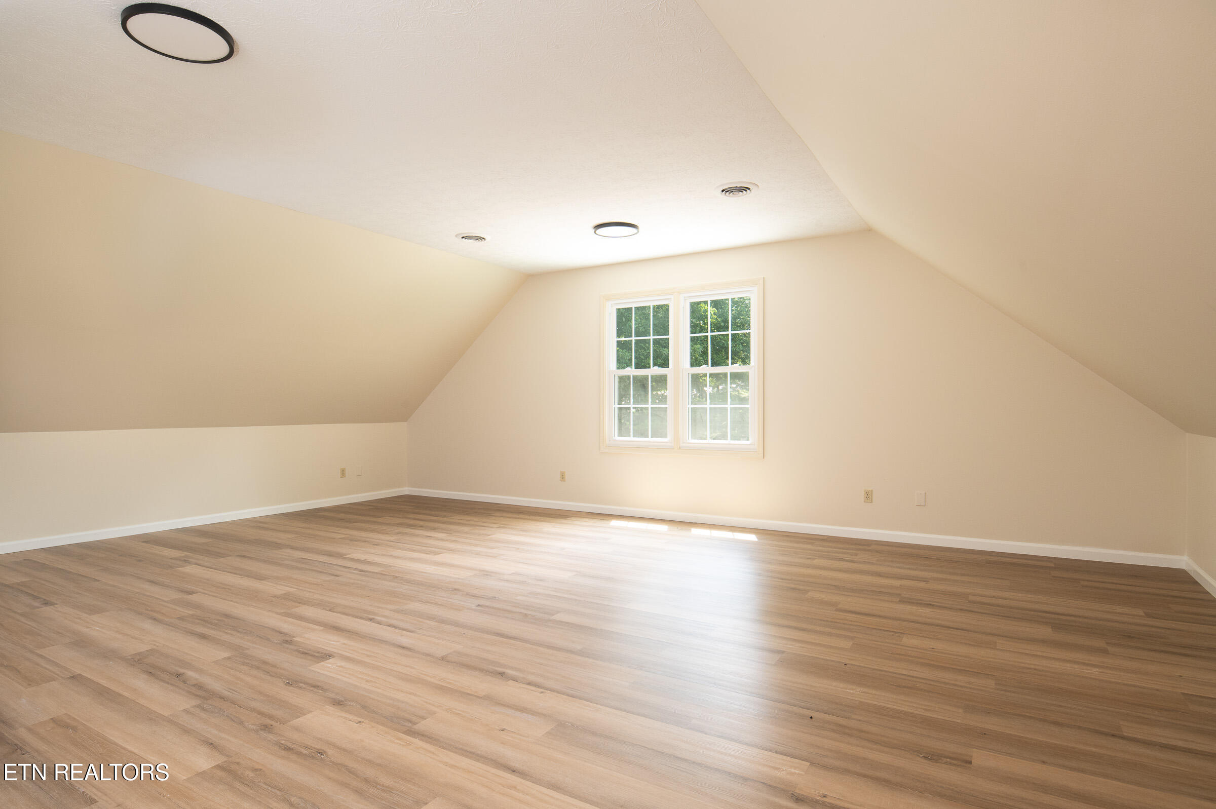 225 Long Bow Road Knoxville TN 37934