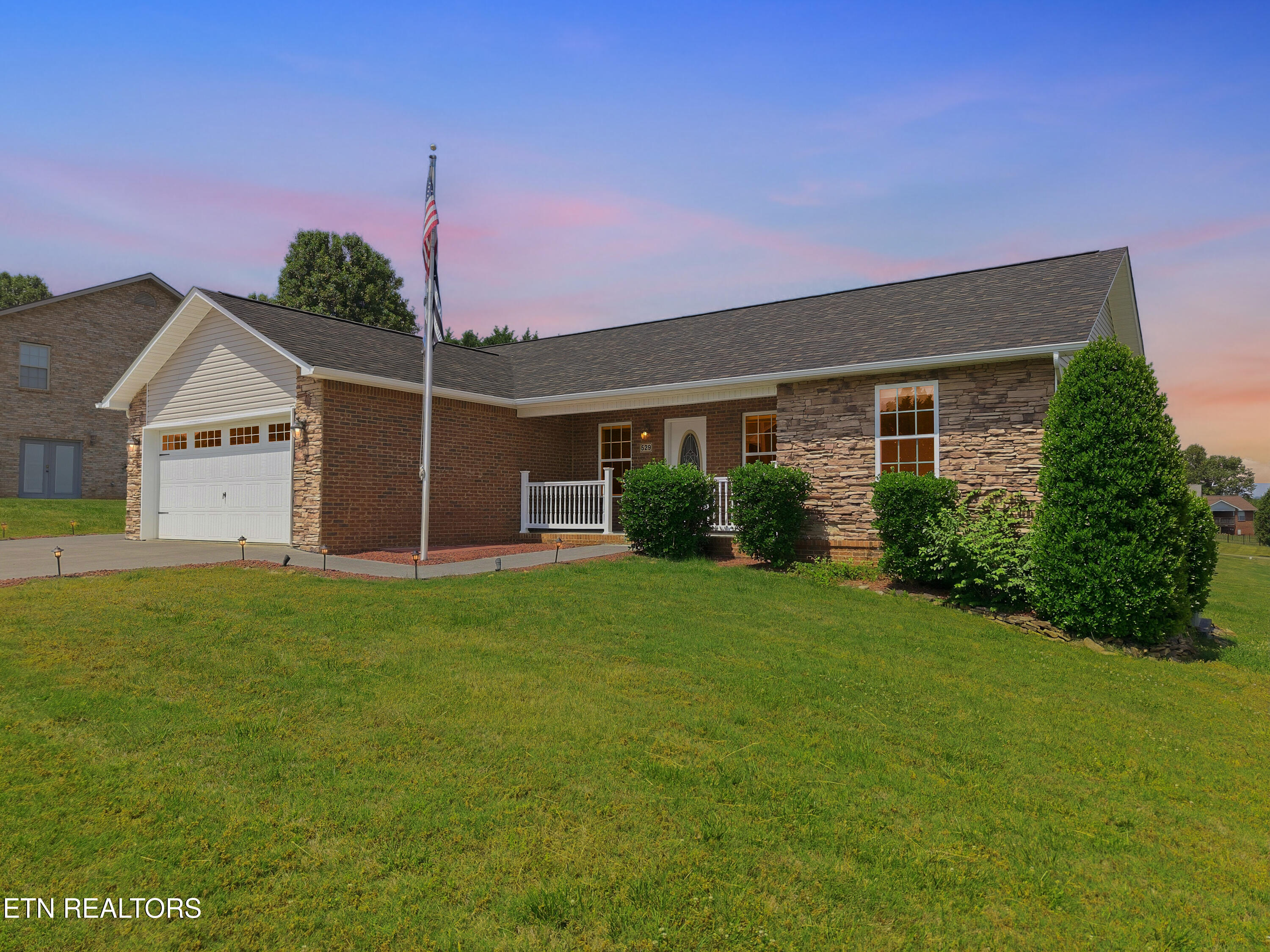 529 Hills Gate Circle Seymour TN 37865