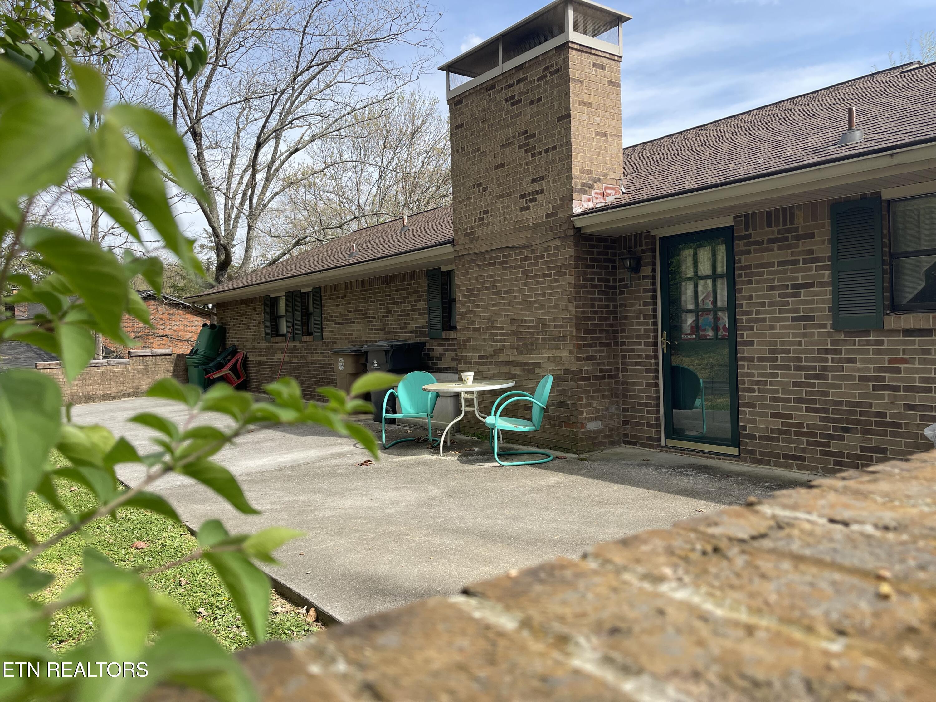 1001 Buckthorn Drive Knoxville TN 37912