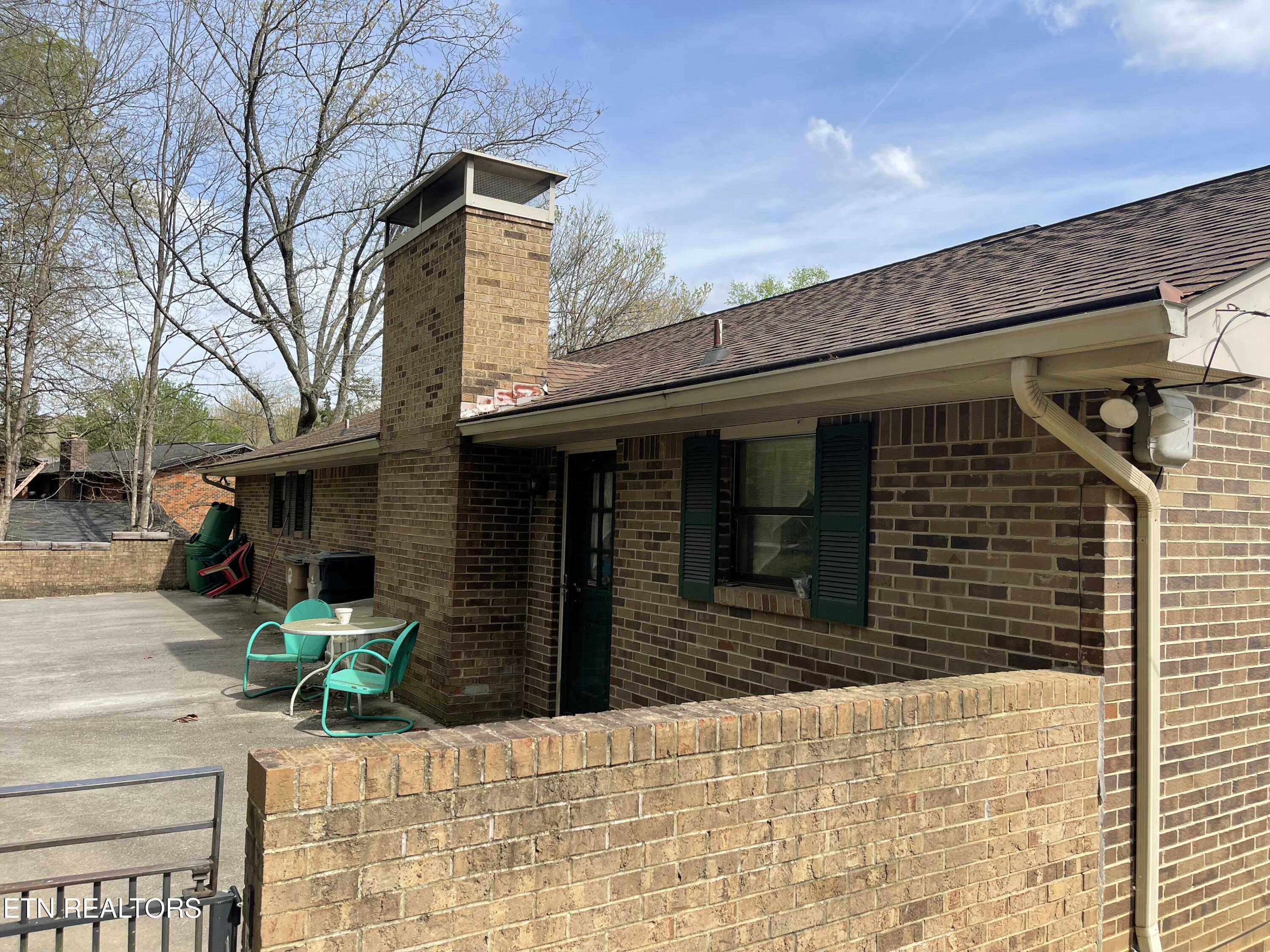 1001 Buckthorn Drive Knoxville TN 37912