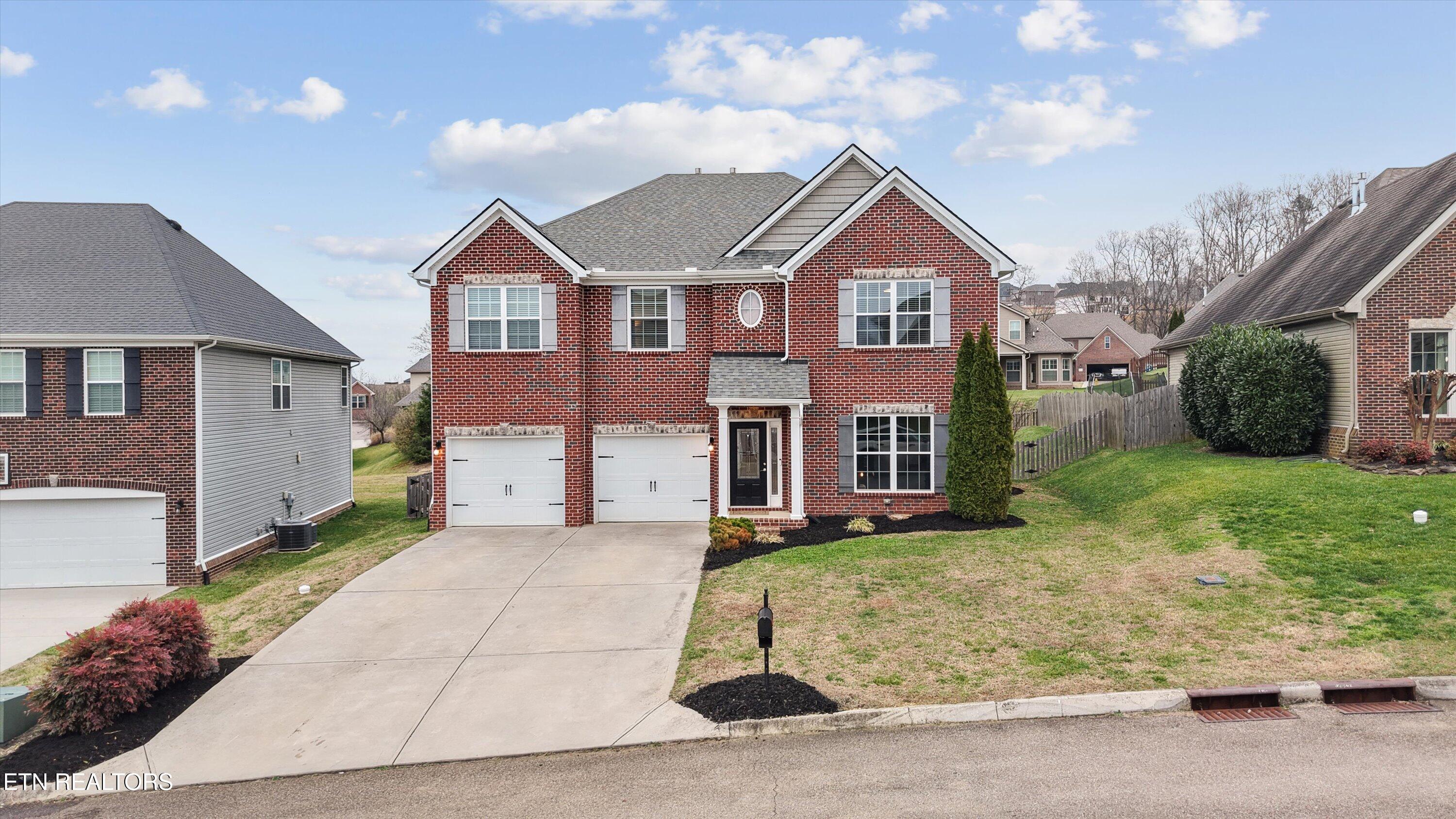 2042 Gusty Wind Lane Knoxville TN 37932