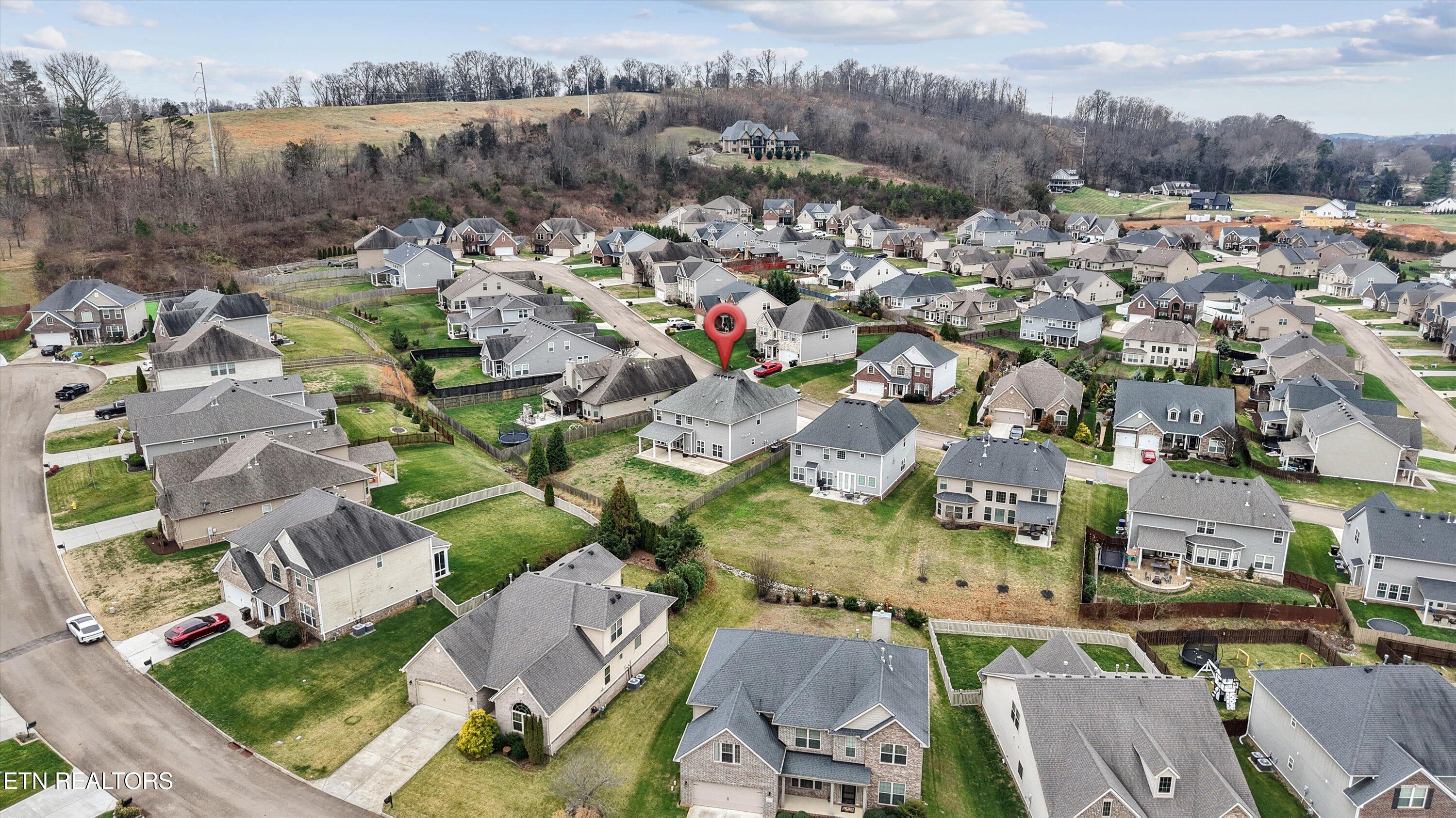 2042 Gusty Wind Lane Knoxville TN 37932