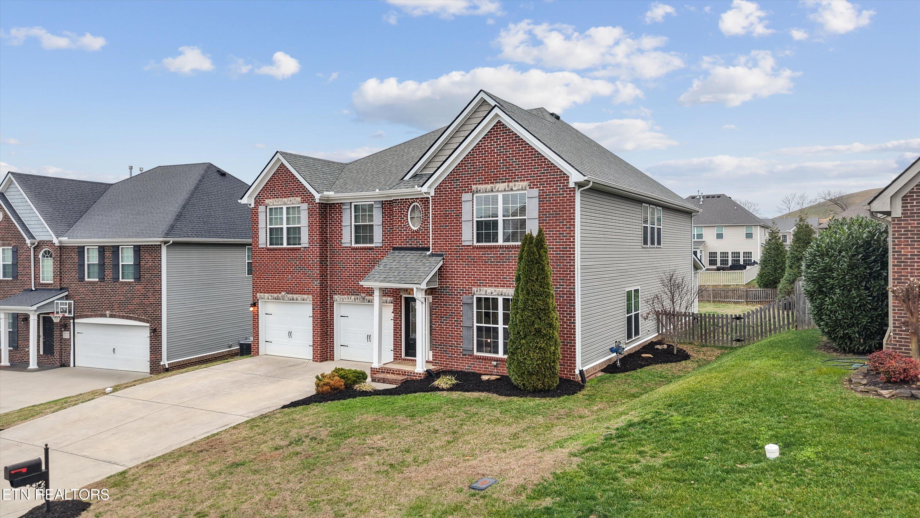 2042 Gusty Wind Lane Knoxville TN 37932